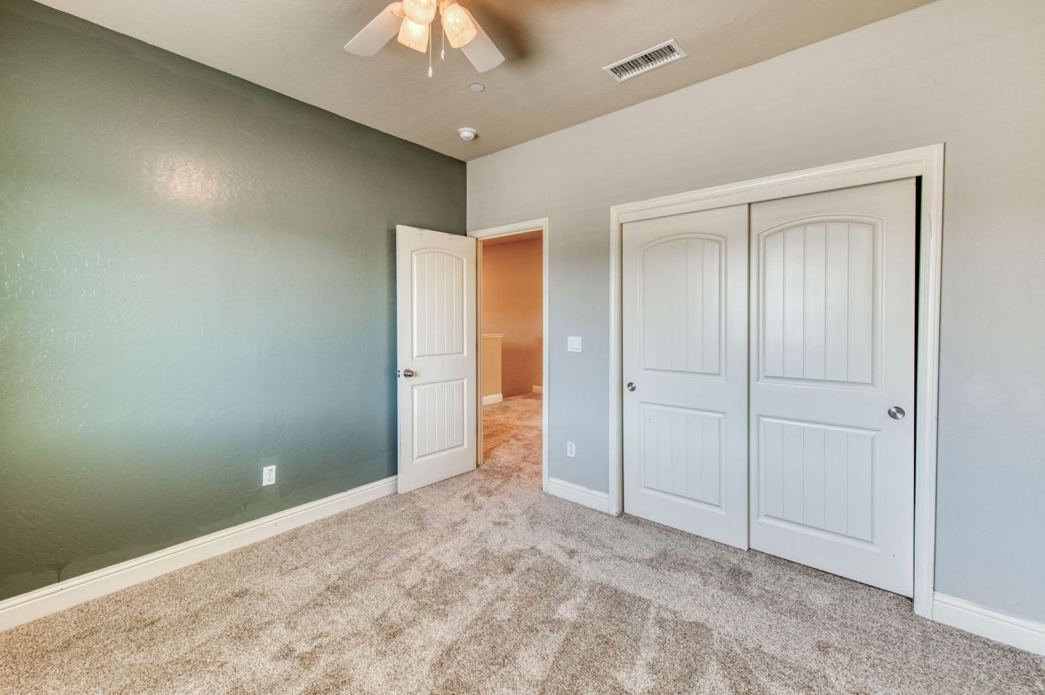 3341 N Pearwood Ave, Fresno, CA 93727