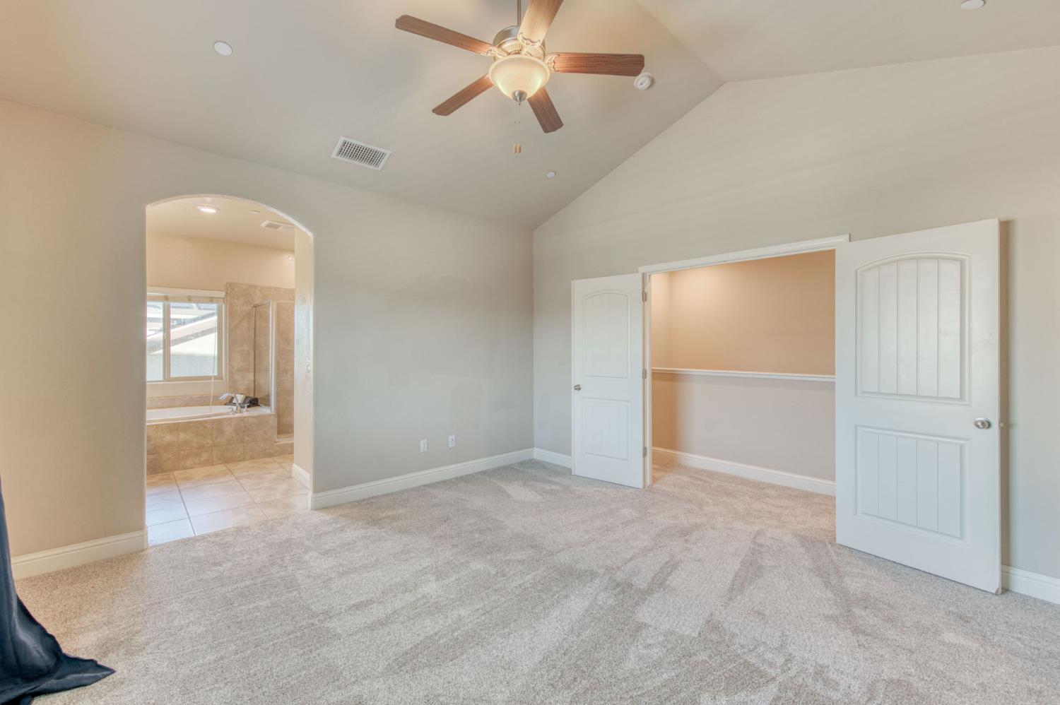 3341 N Pearwood Ave, Fresno, CA 93727