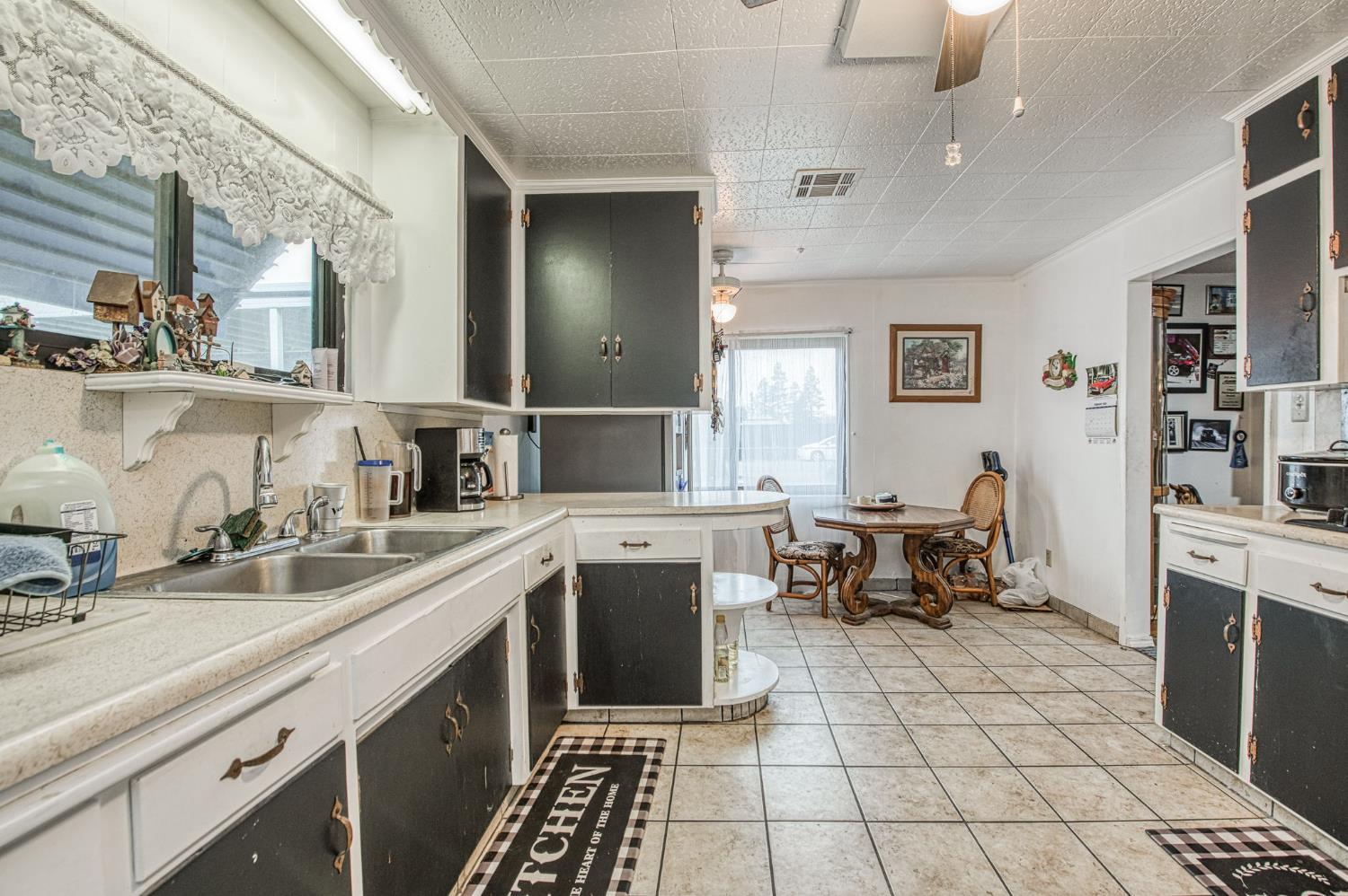 6729 W Clinton Ave, Fresno, CA 93723