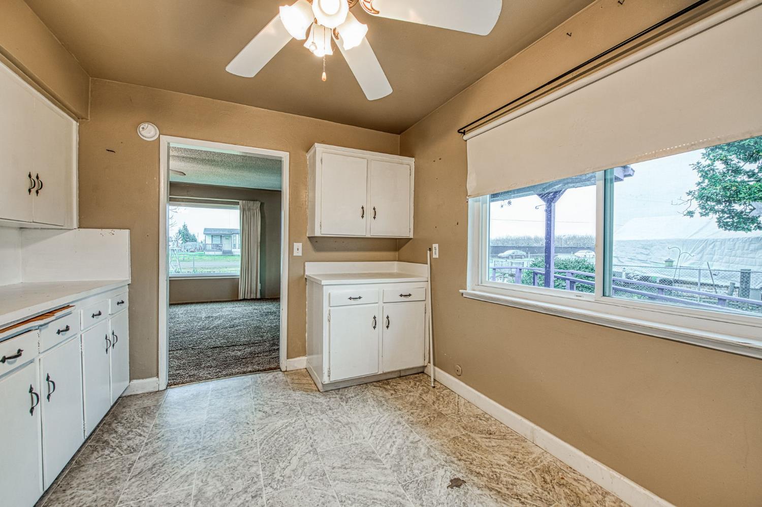 6729 W Clinton Ave, Fresno, CA 93723