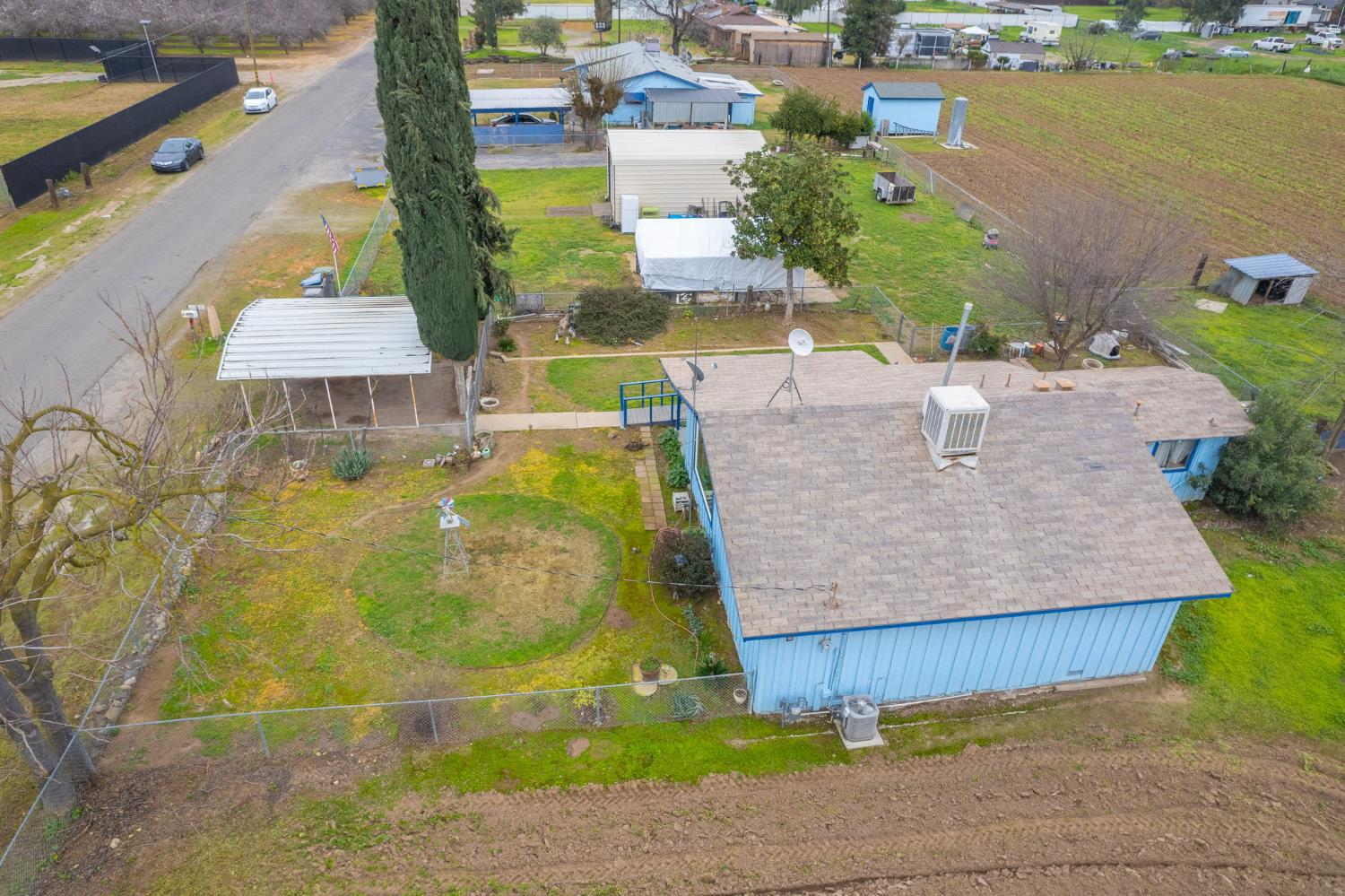 6729 W Clinton Ave, Fresno, CA 93723
