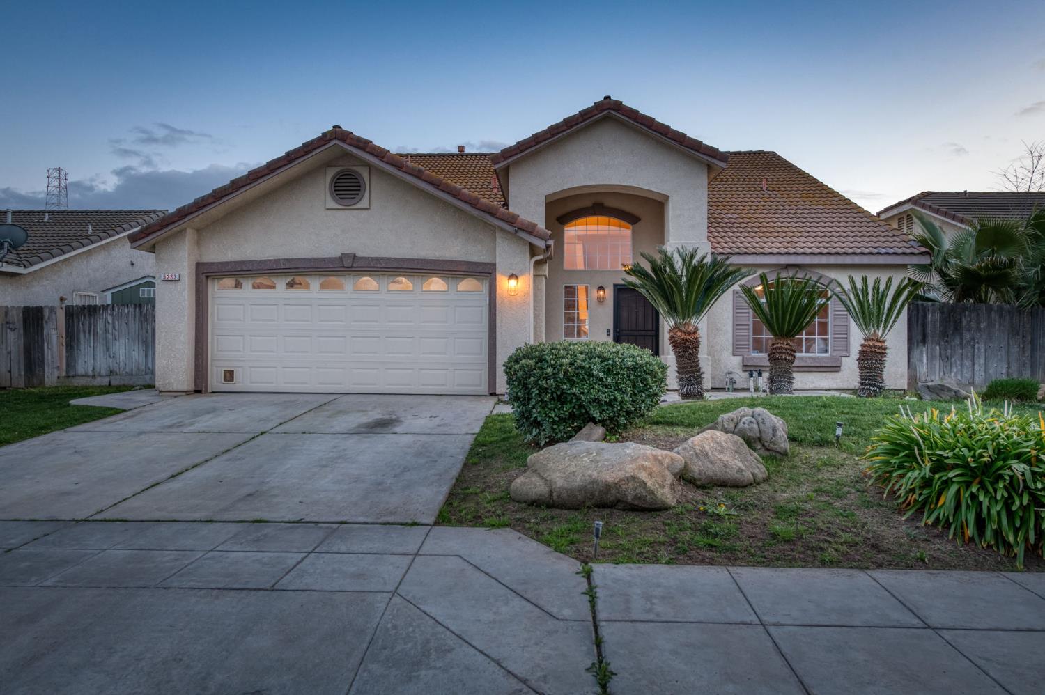 5233 W Browning Ave, Fresno, CA 93722