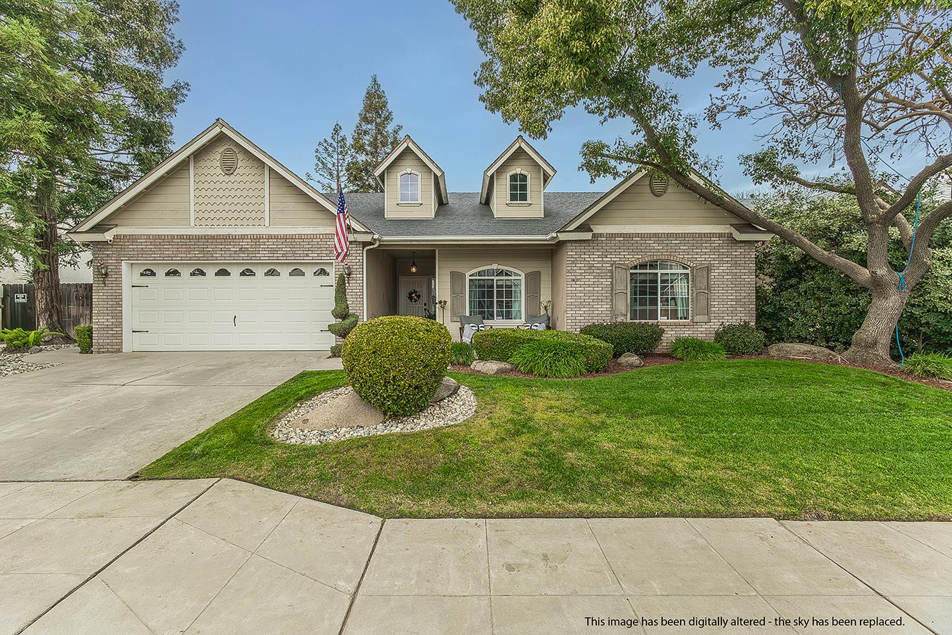 2646 E Lester Ave, Fresno, CA 93720