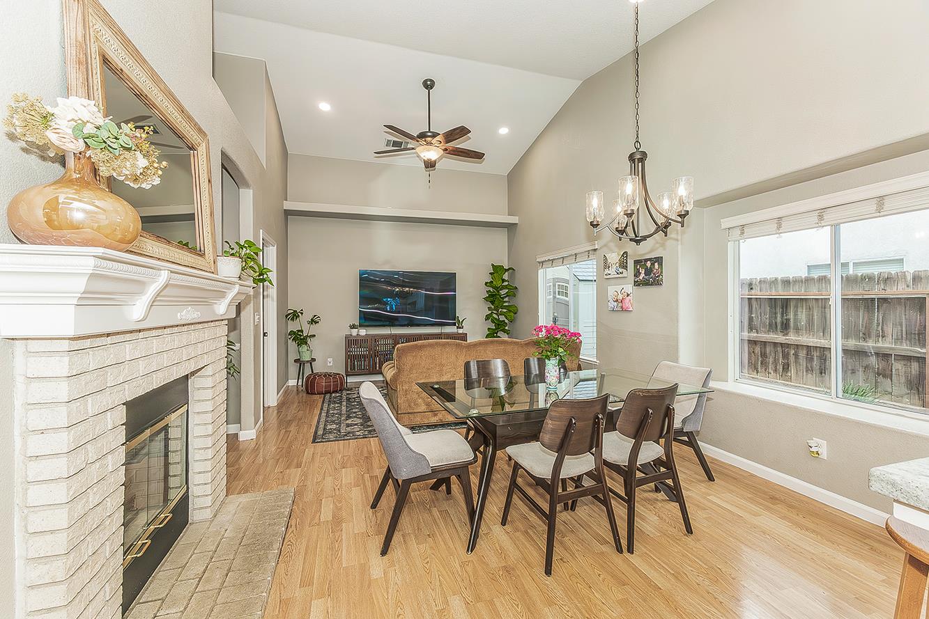 2646 E Lester Ave, Fresno, CA 93720