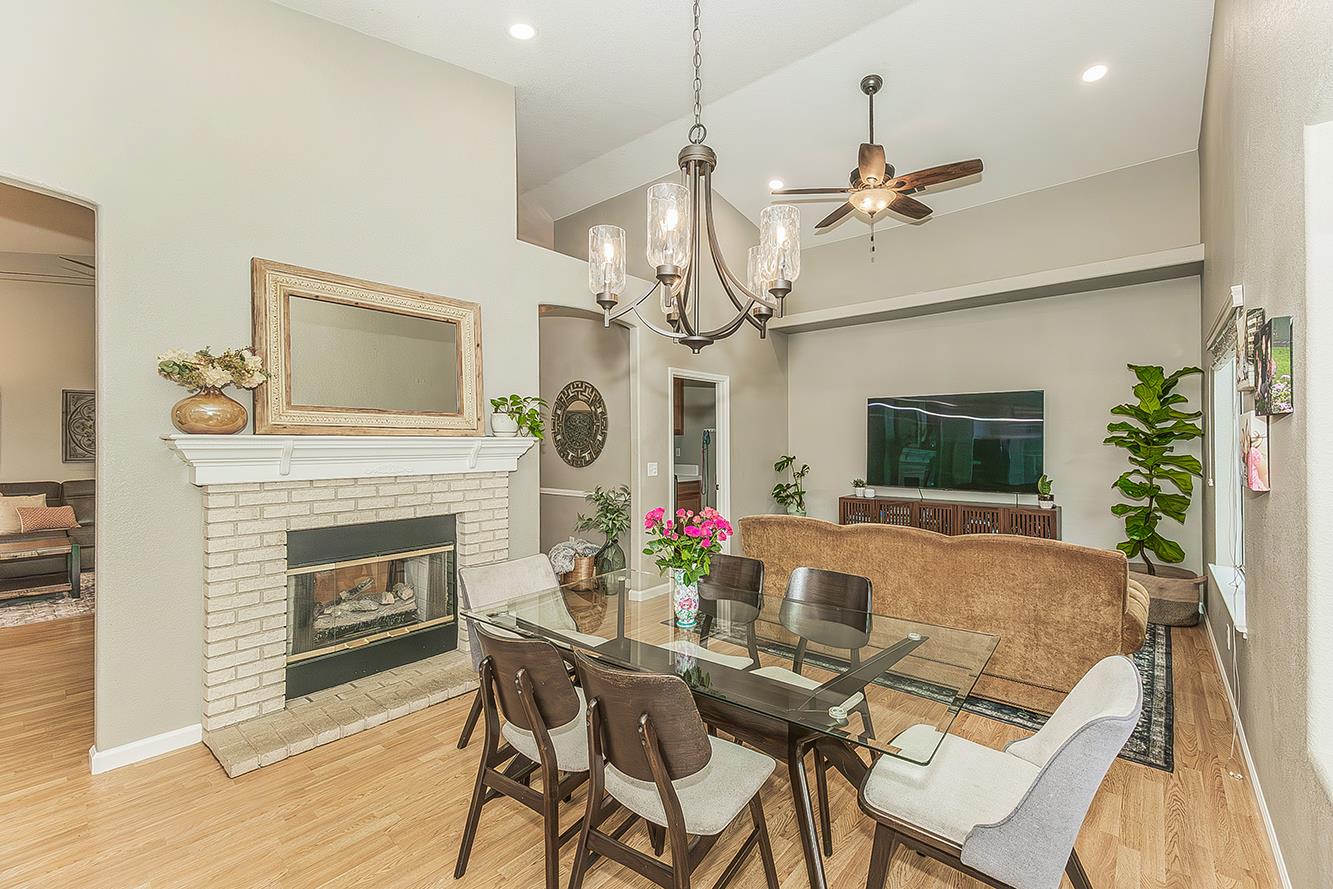 2646 E Lester Ave, Fresno, CA 93720