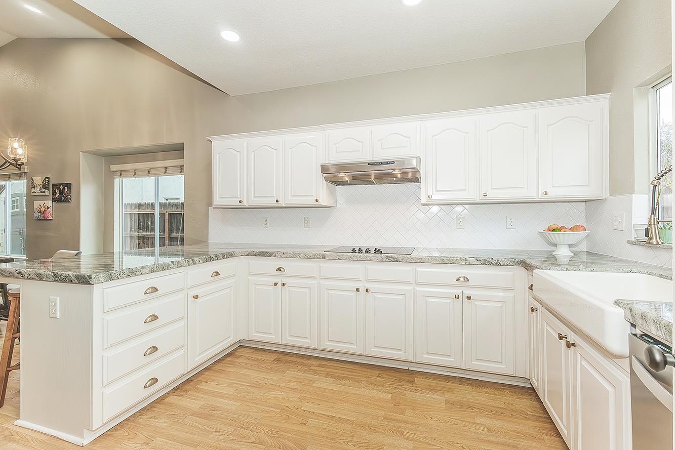 2646 E Lester Ave, Fresno, CA 93720