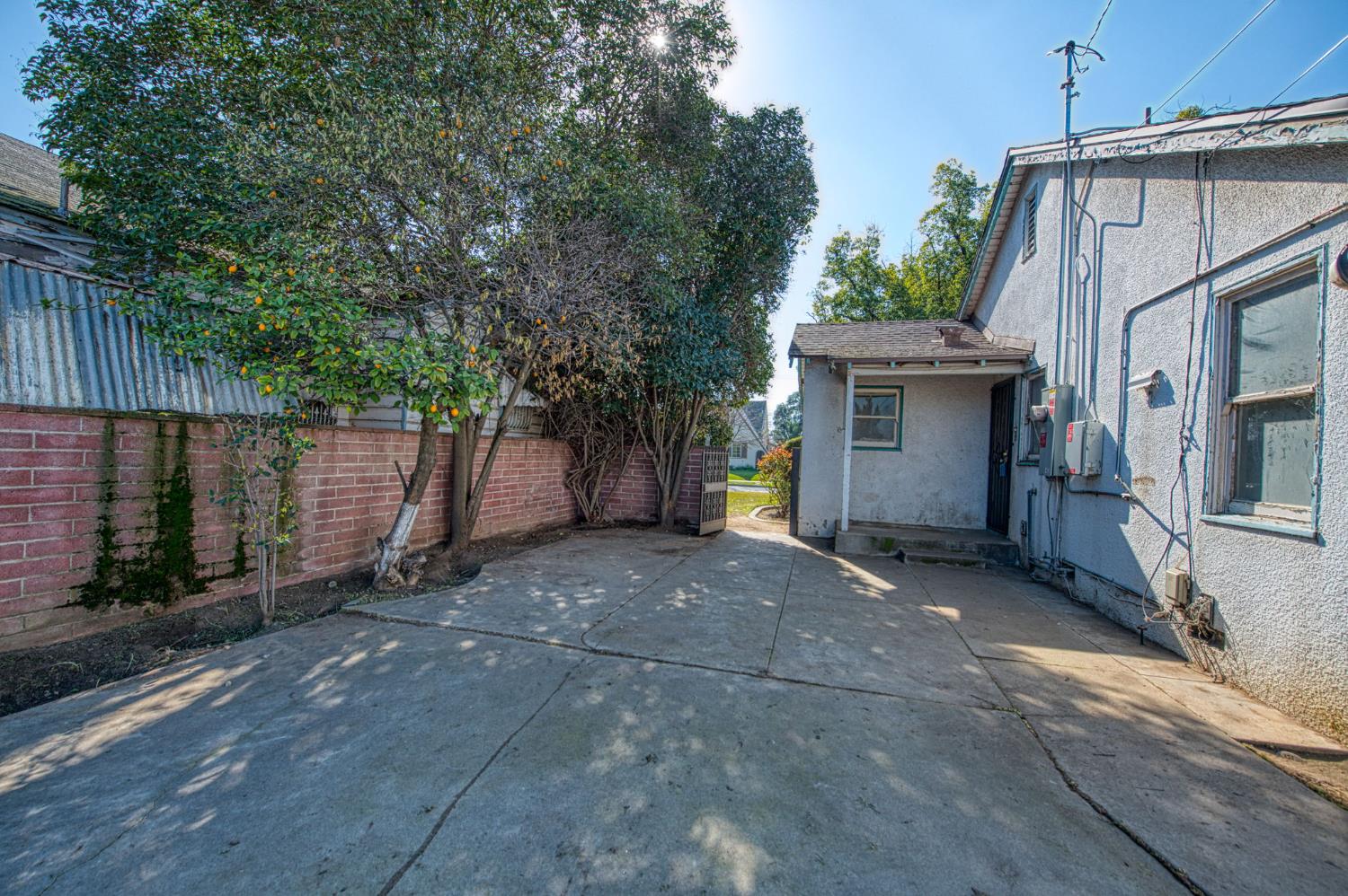 4603 E Nevada Ave, Fresno, CA 93702