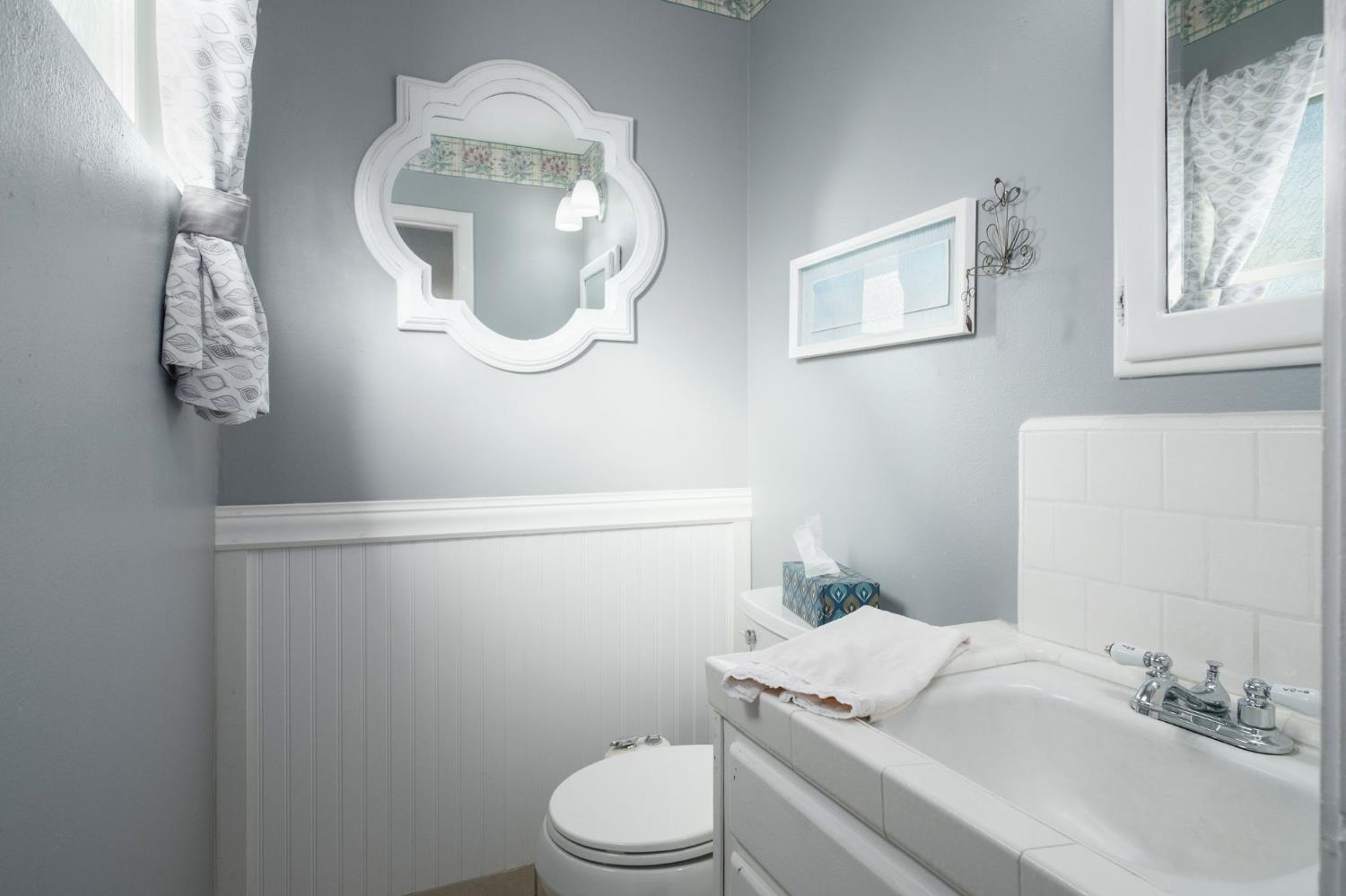 4342 W Dennett Ave, Fresno, CA 93722