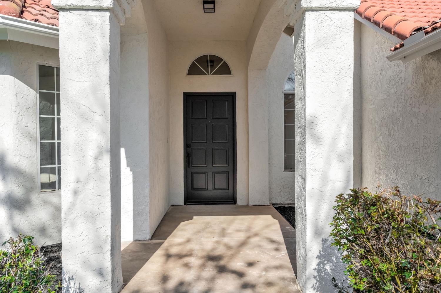 1760 E Omaha Ave, Fresno, CA 93720