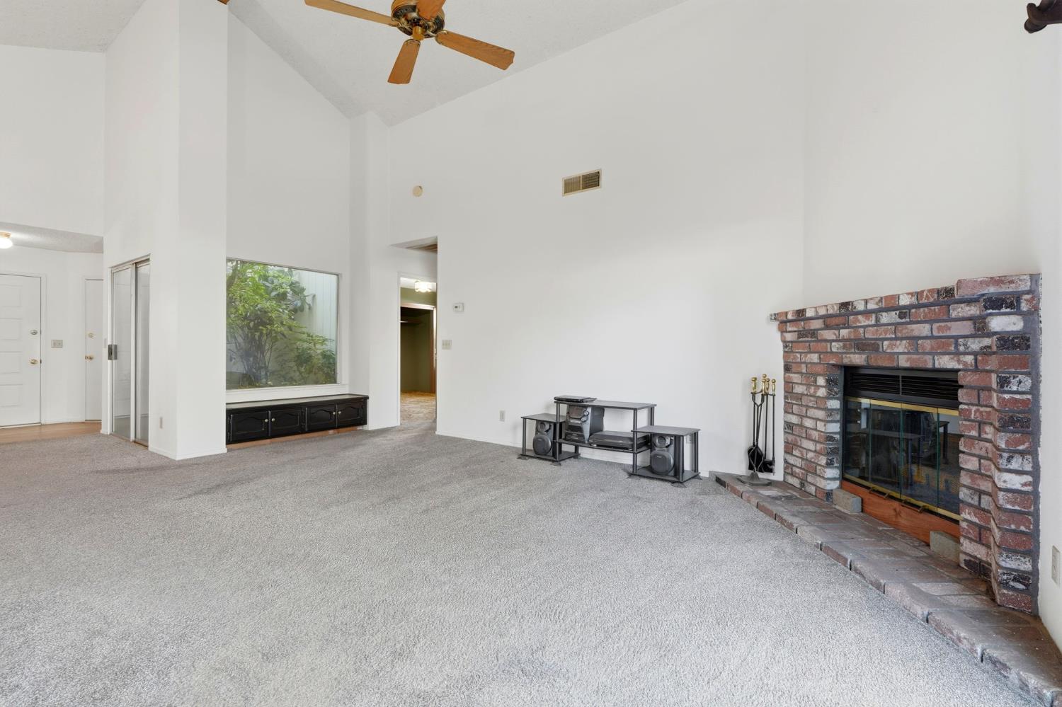 3662 W Harvard Ave, Fresno, CA 93722