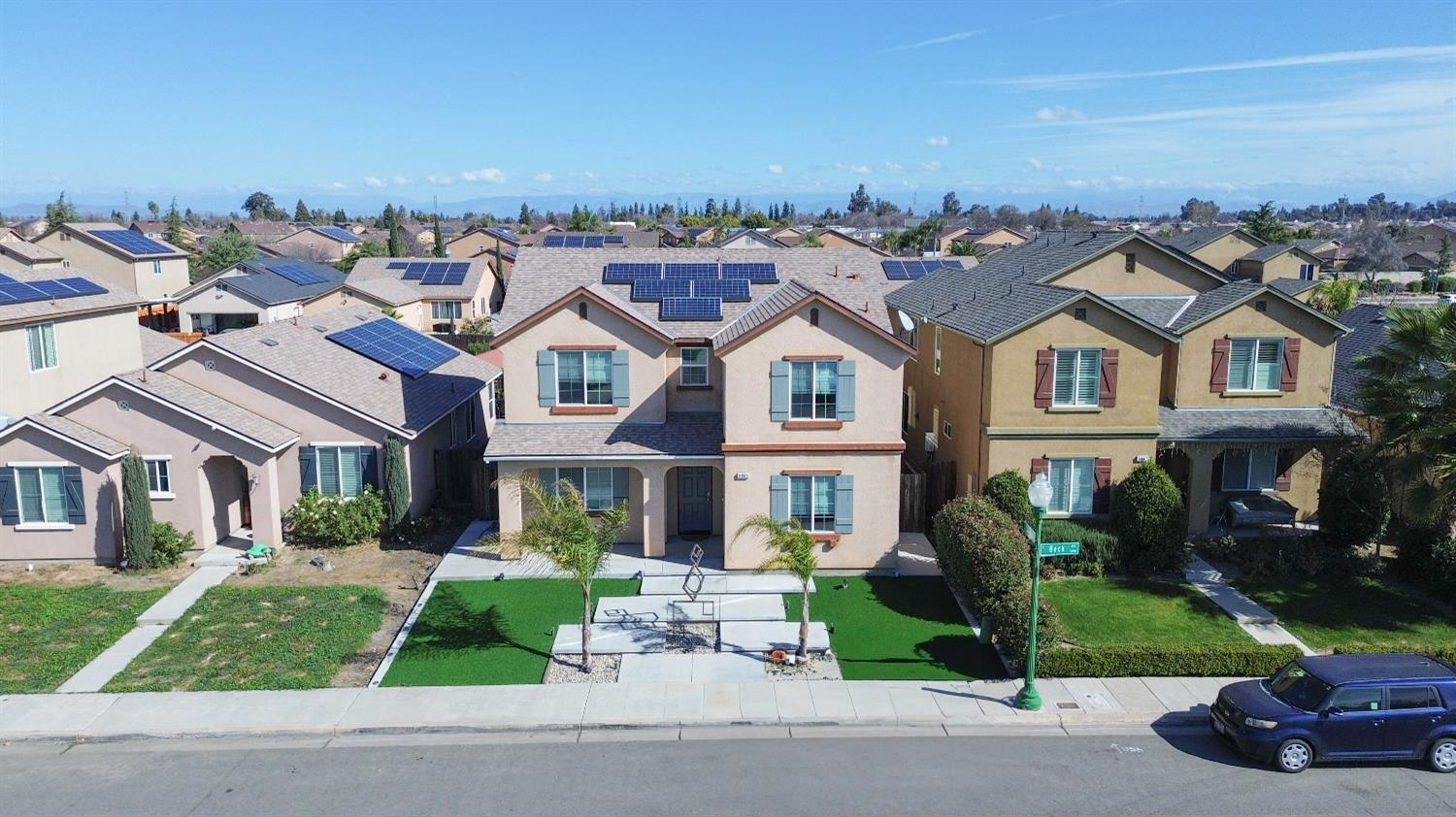 5865 E Beck Ave, Fresno, CA 93727
