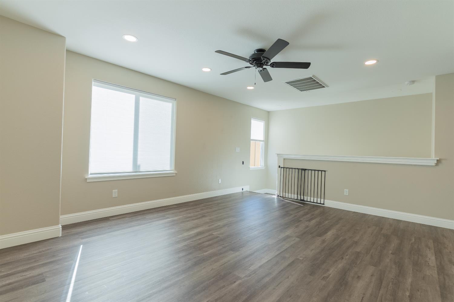 5865 E Beck Ave, Fresno, CA 93727