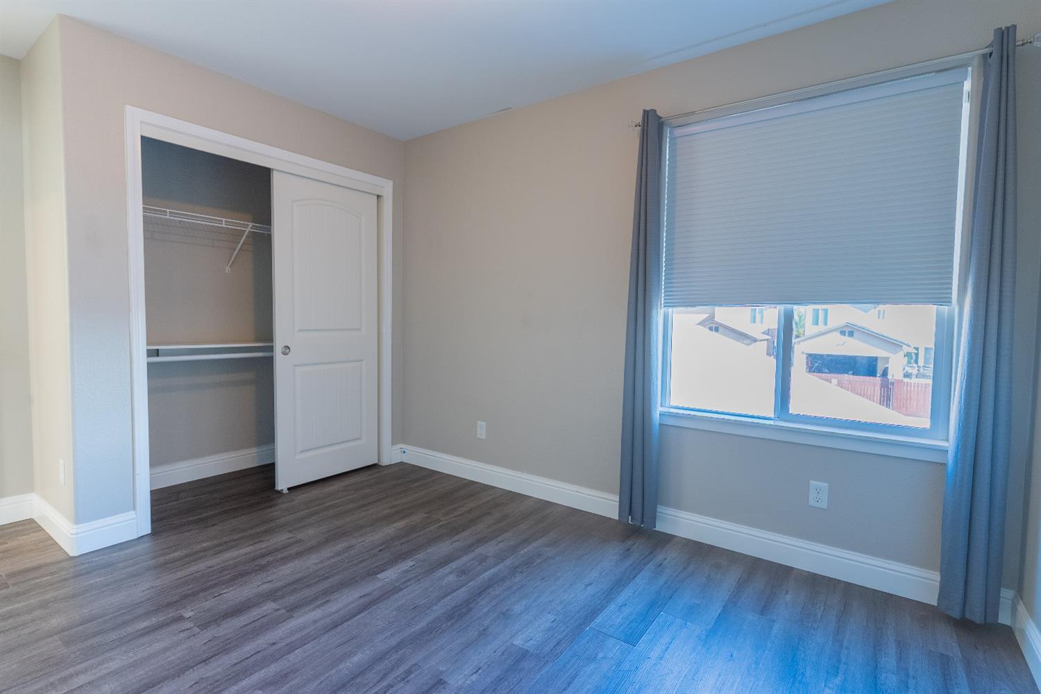 5865 E Beck Ave, Fresno, CA 93727