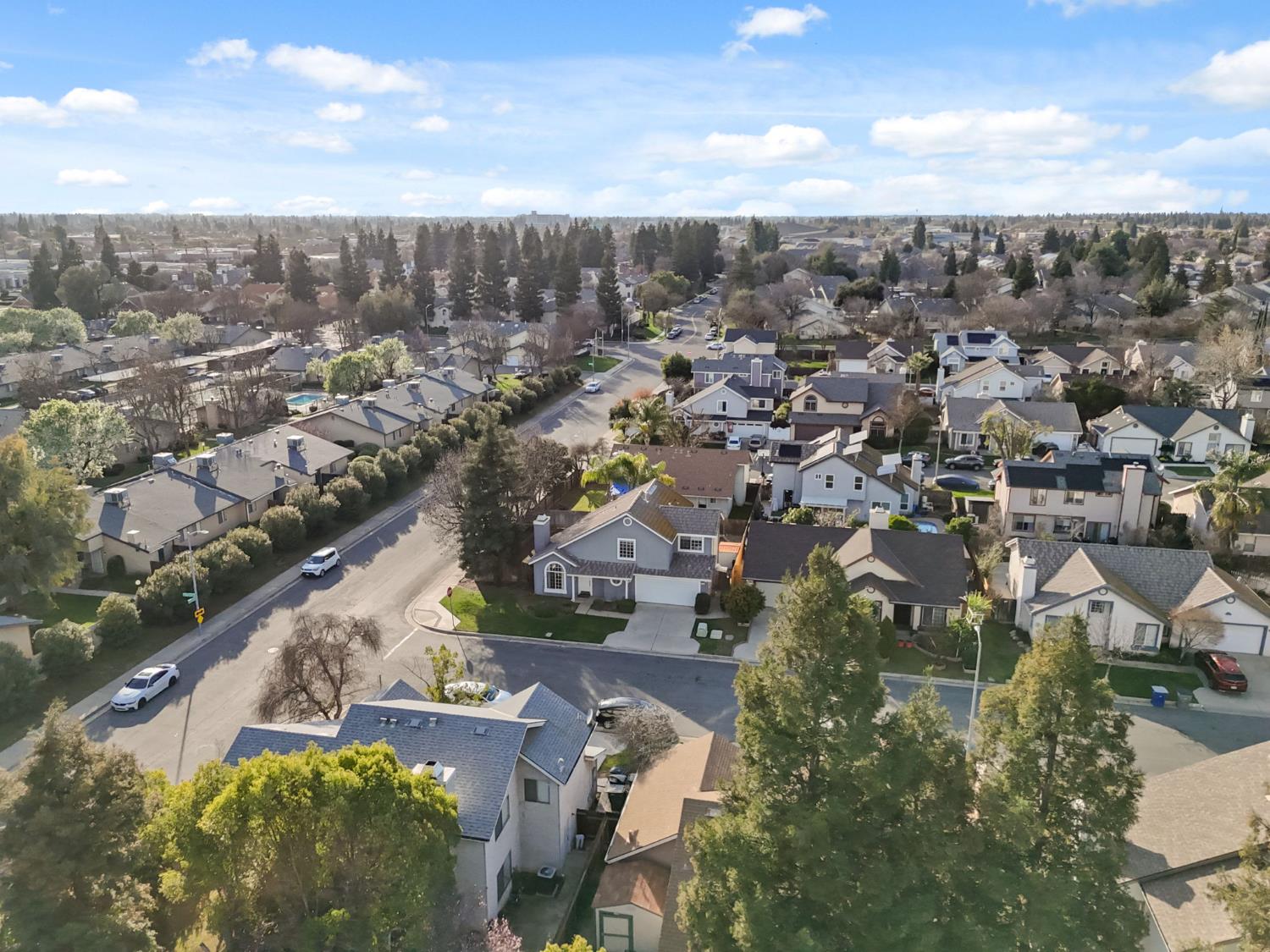 7305 N Woodrow, Fresno, CA 93720