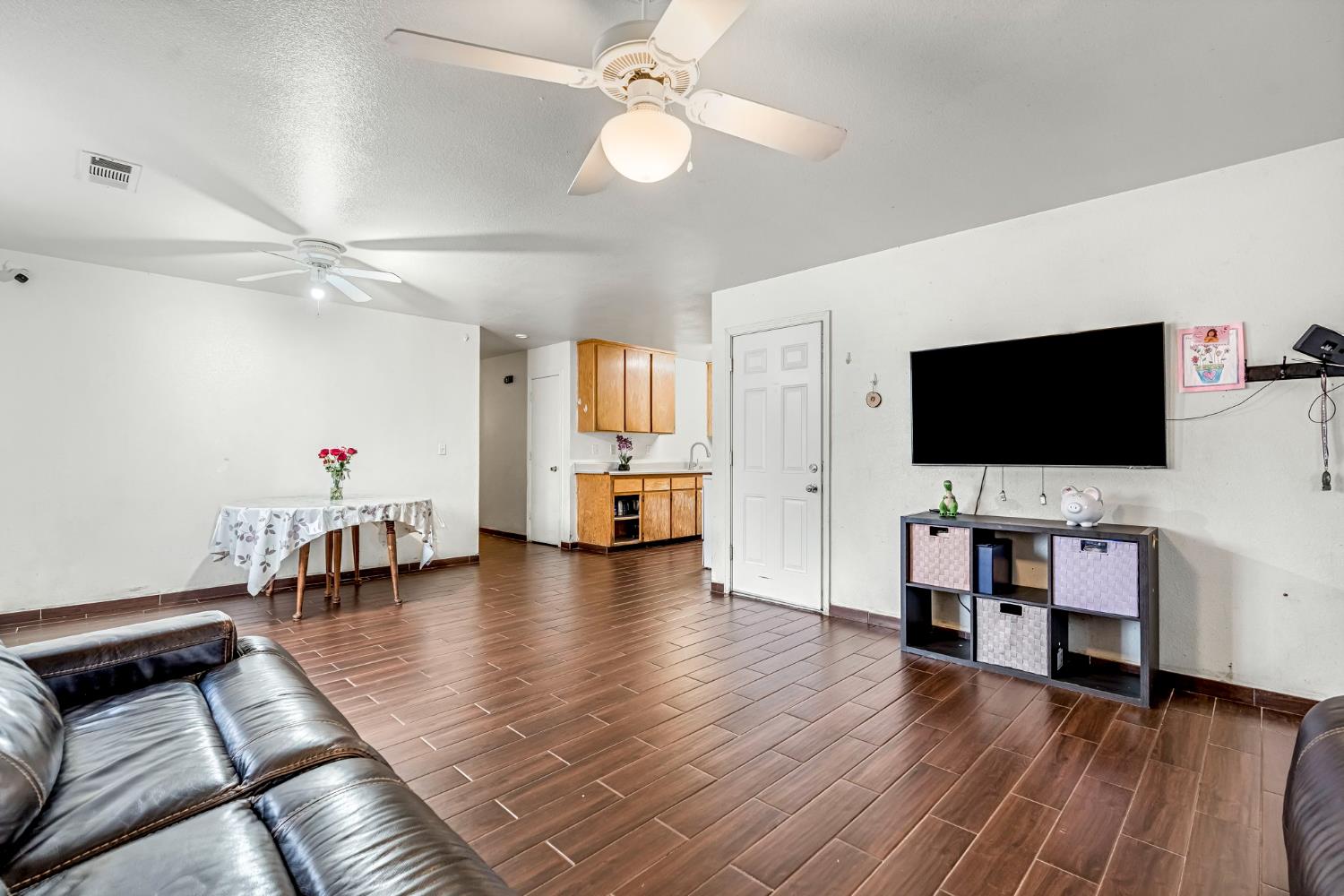 316 E Kaviland Ave, Fresno, CA 93706