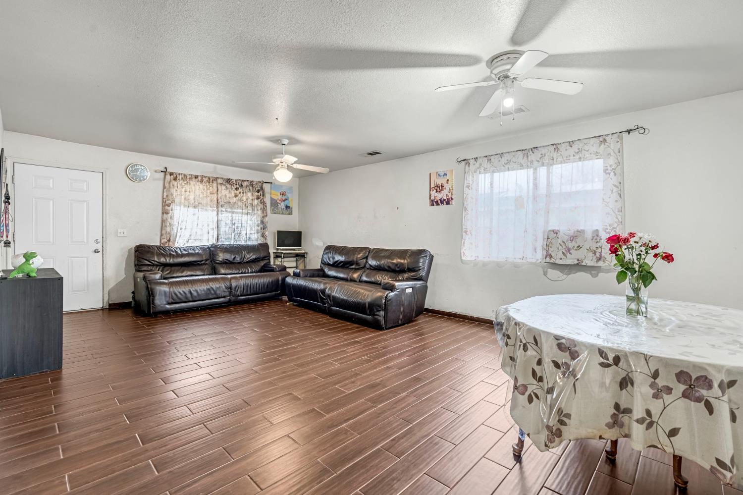 316 E Kaviland Ave, Fresno, CA 93706