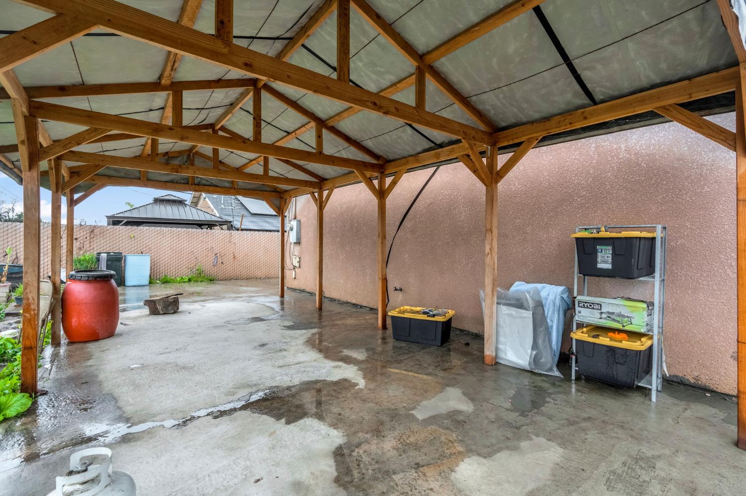 316 E Kaviland Ave, Fresno, CA 93706