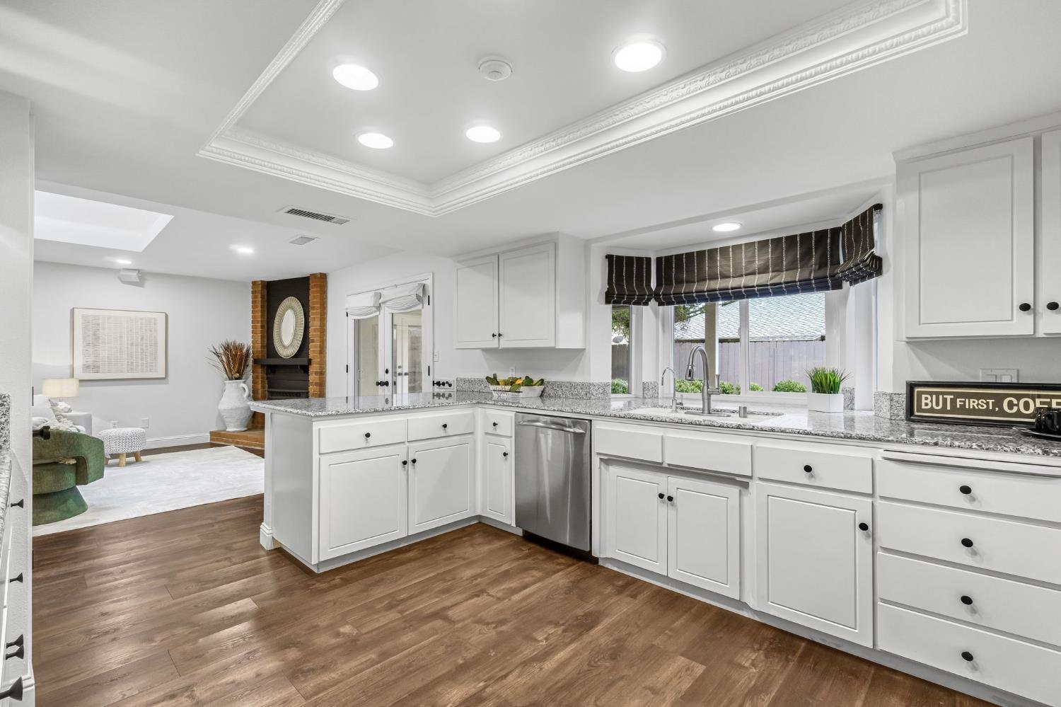 509 E Everglade Ave, Fresno, CA 93720