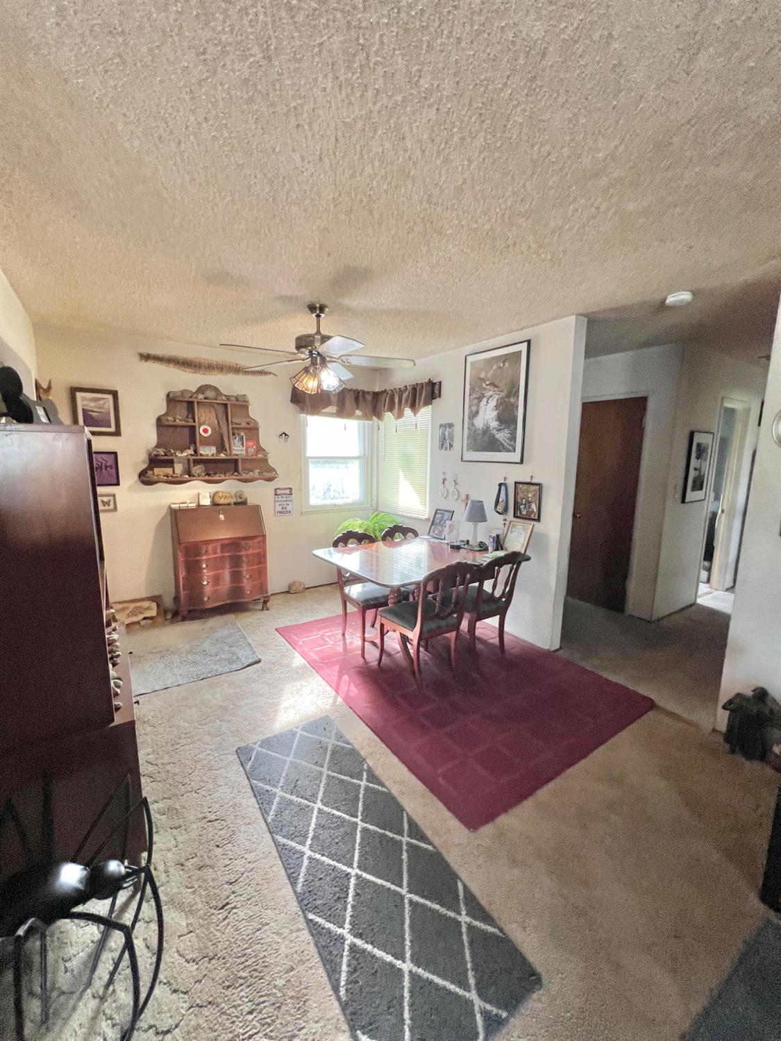 3823 E Holland Ave, Fresno, CA 93726