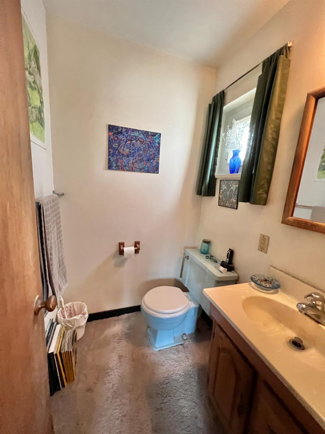 3823 E Holland Ave, Fresno, CA 93726