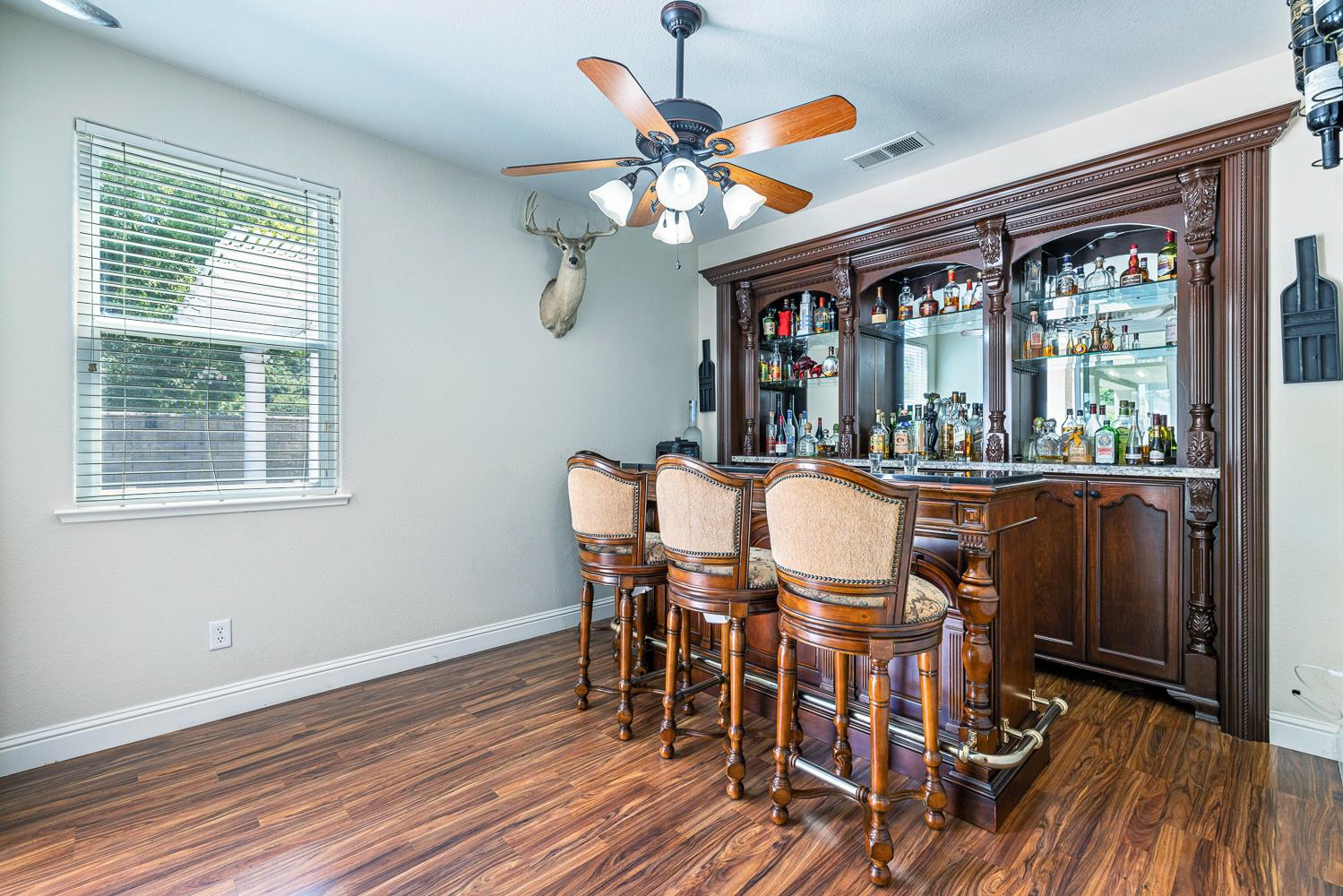 8420 N Ann Ave, Fresno, CA 93720