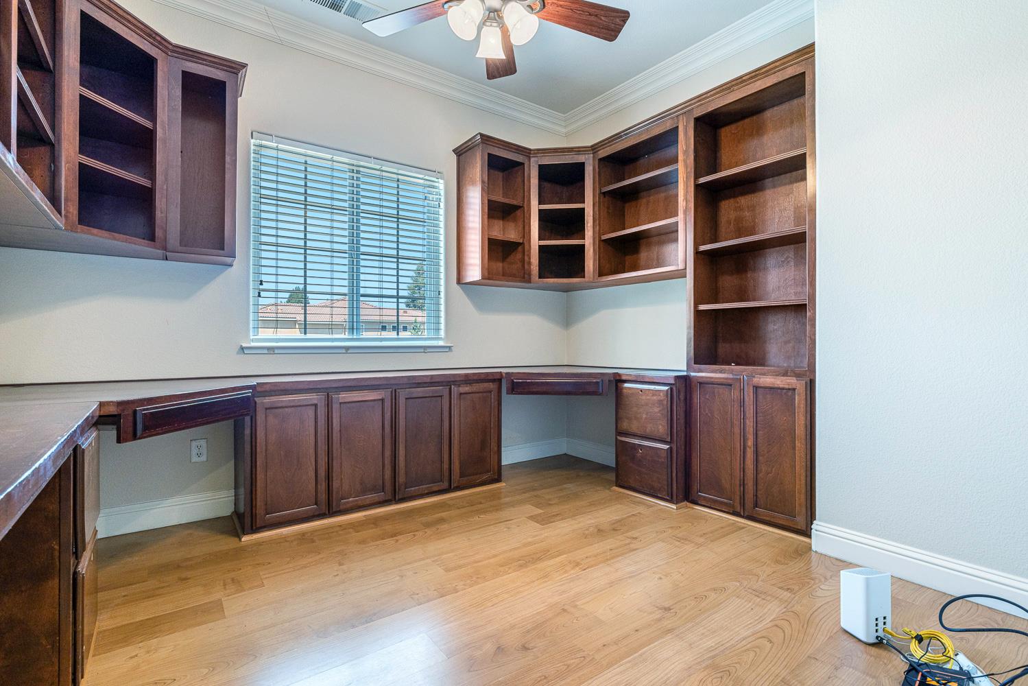 8420 N Ann Ave, Fresno, CA 93720