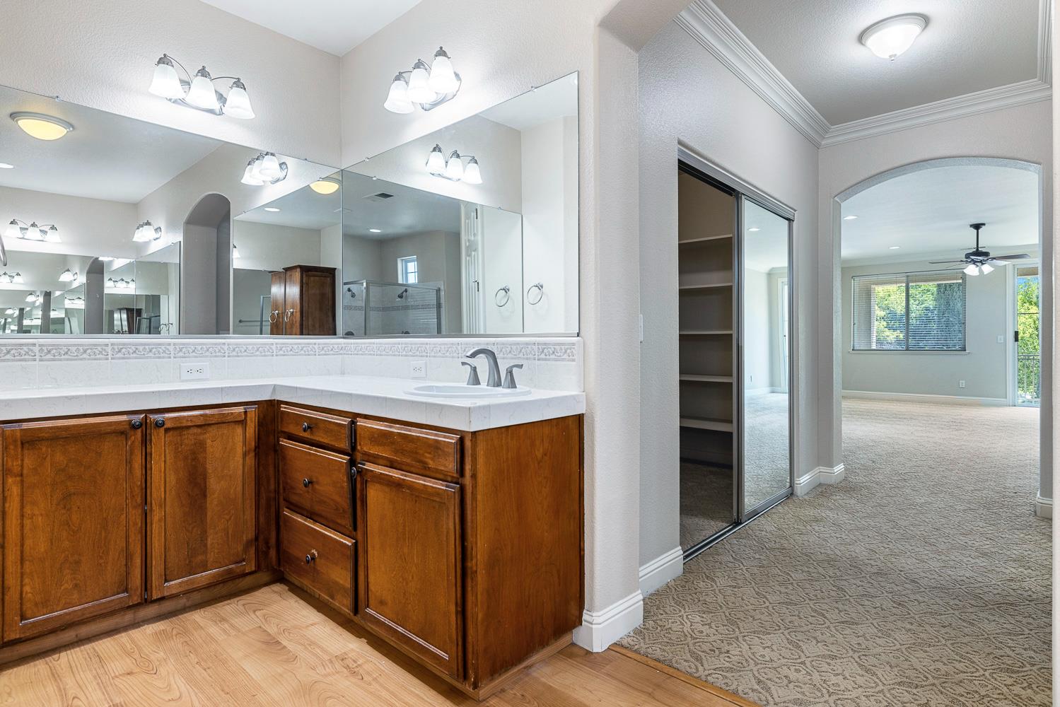 8420 N Ann Ave, Fresno, CA 93720