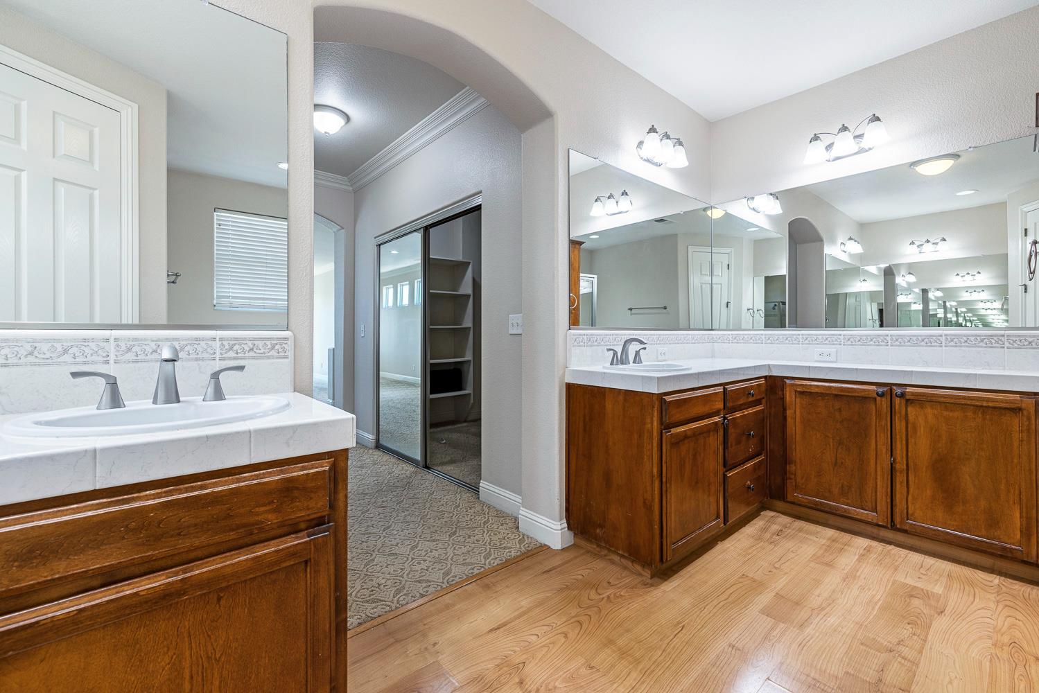 8420 N Ann Ave, Fresno, CA 93720