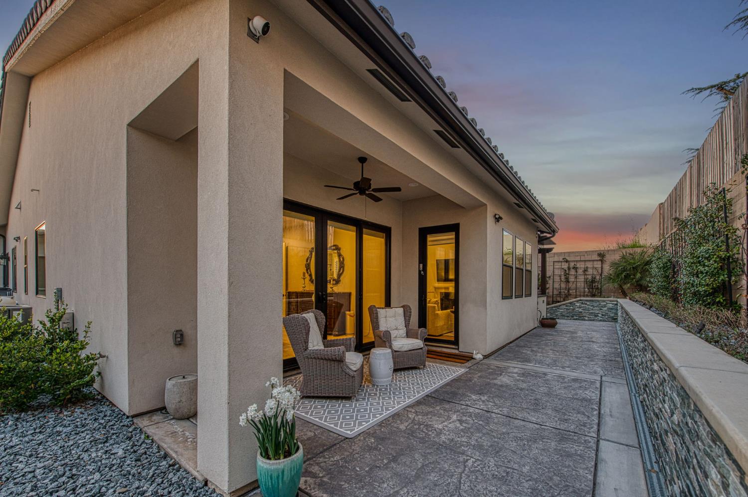 11132 N El Encanto Ln, Fresno, CA 93730