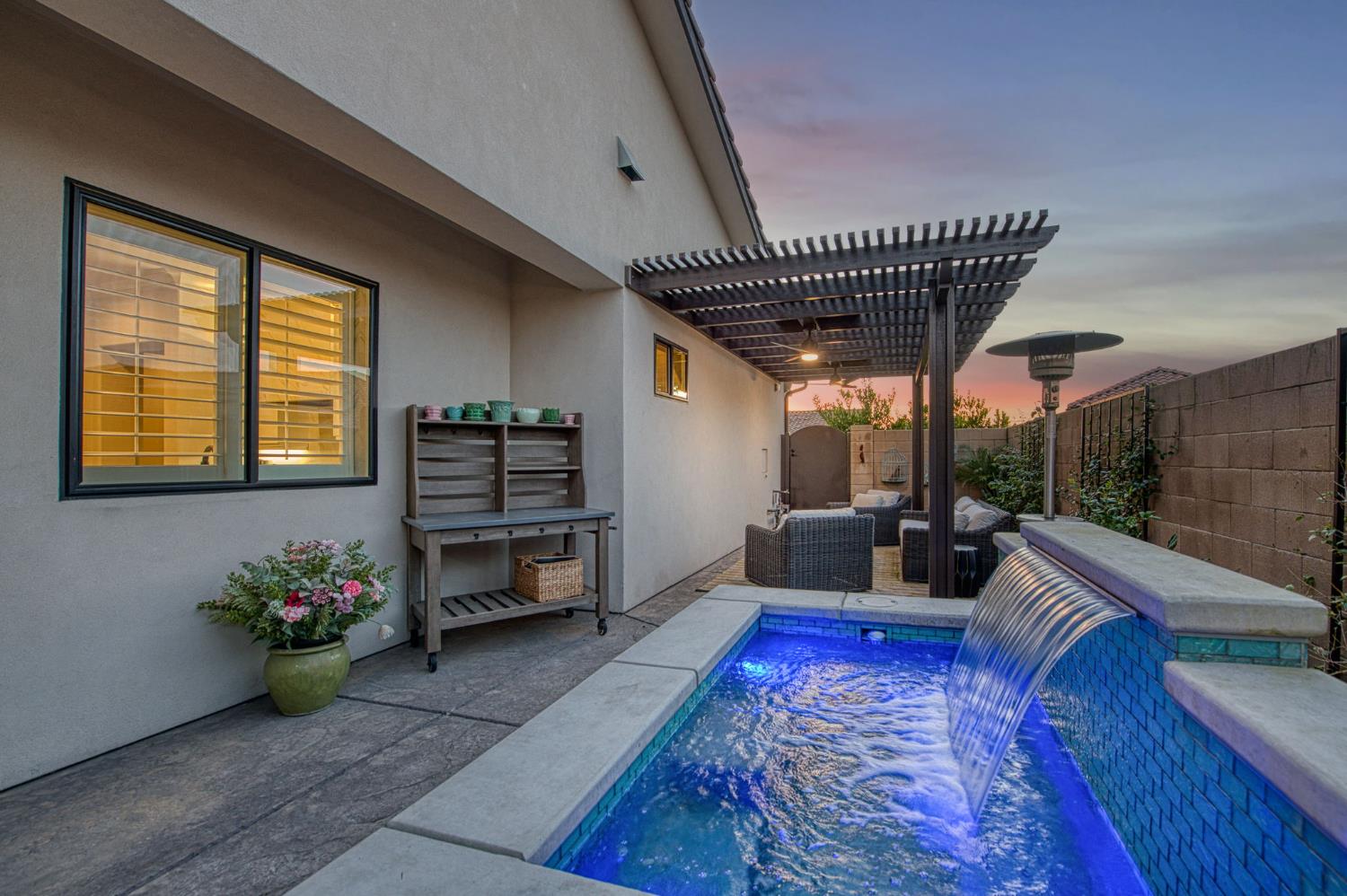 11132 N El Encanto Ln, Fresno, CA 93730