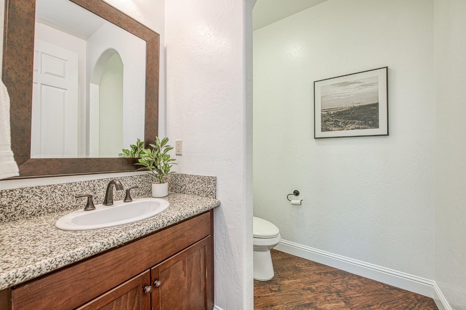 11384 N Via Montessori Dr, Fresno, CA 93730