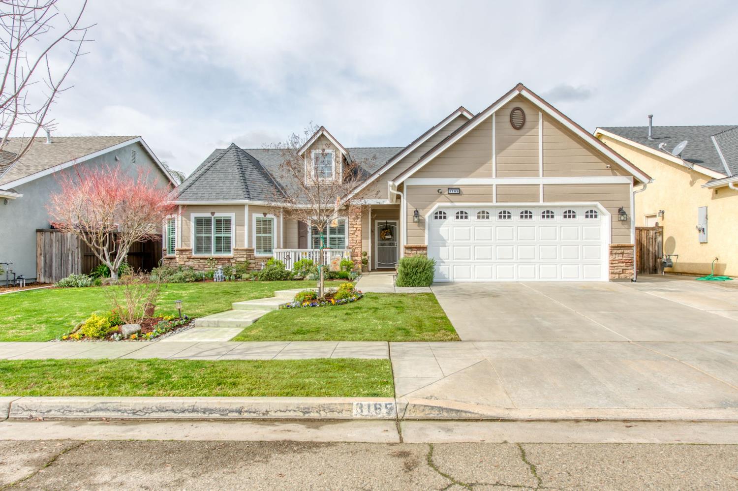 3165 N Arroyo Ave, Fresno, CA 93727