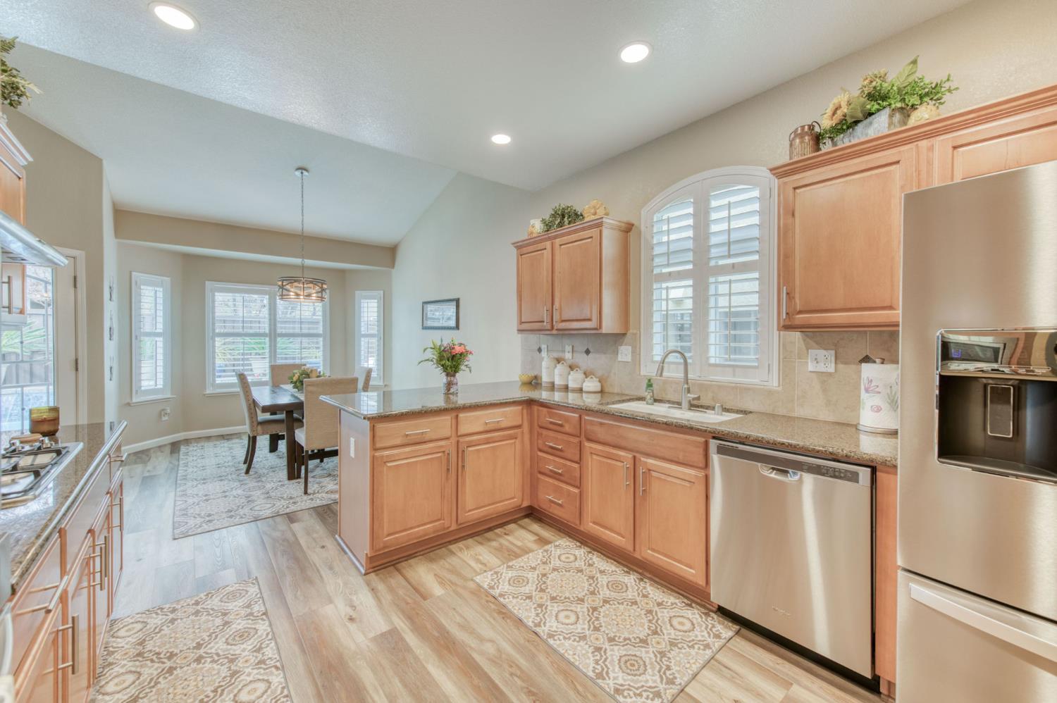 3165 N Arroyo Ave, Fresno, CA 93727