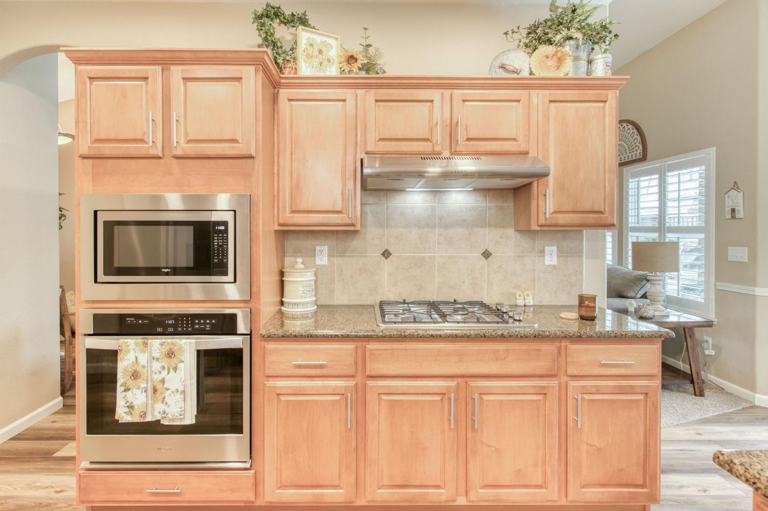 3165 N Arroyo Ave, Fresno, CA 93727