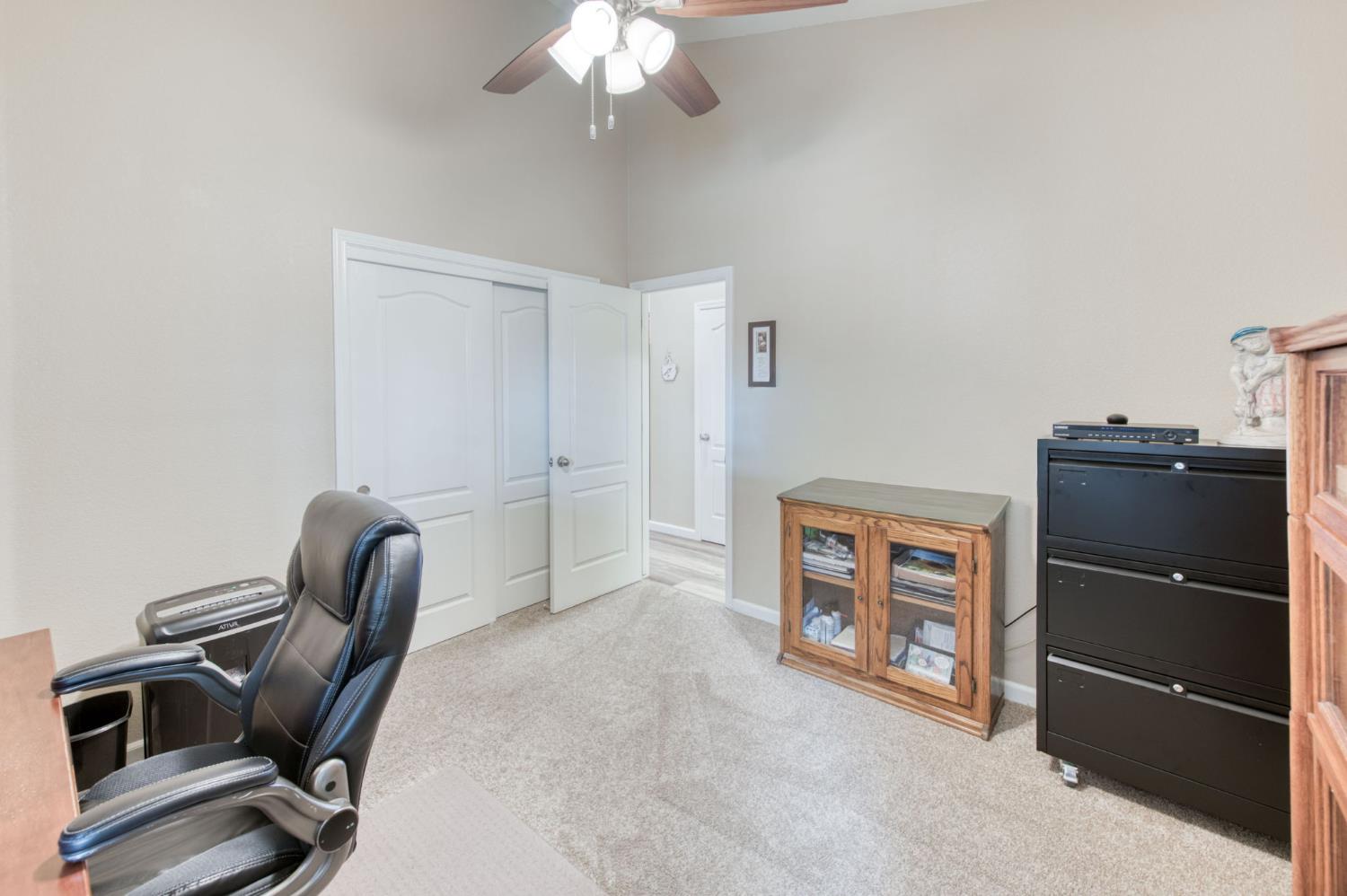 3165 N Arroyo Ave, Fresno, CA 93727