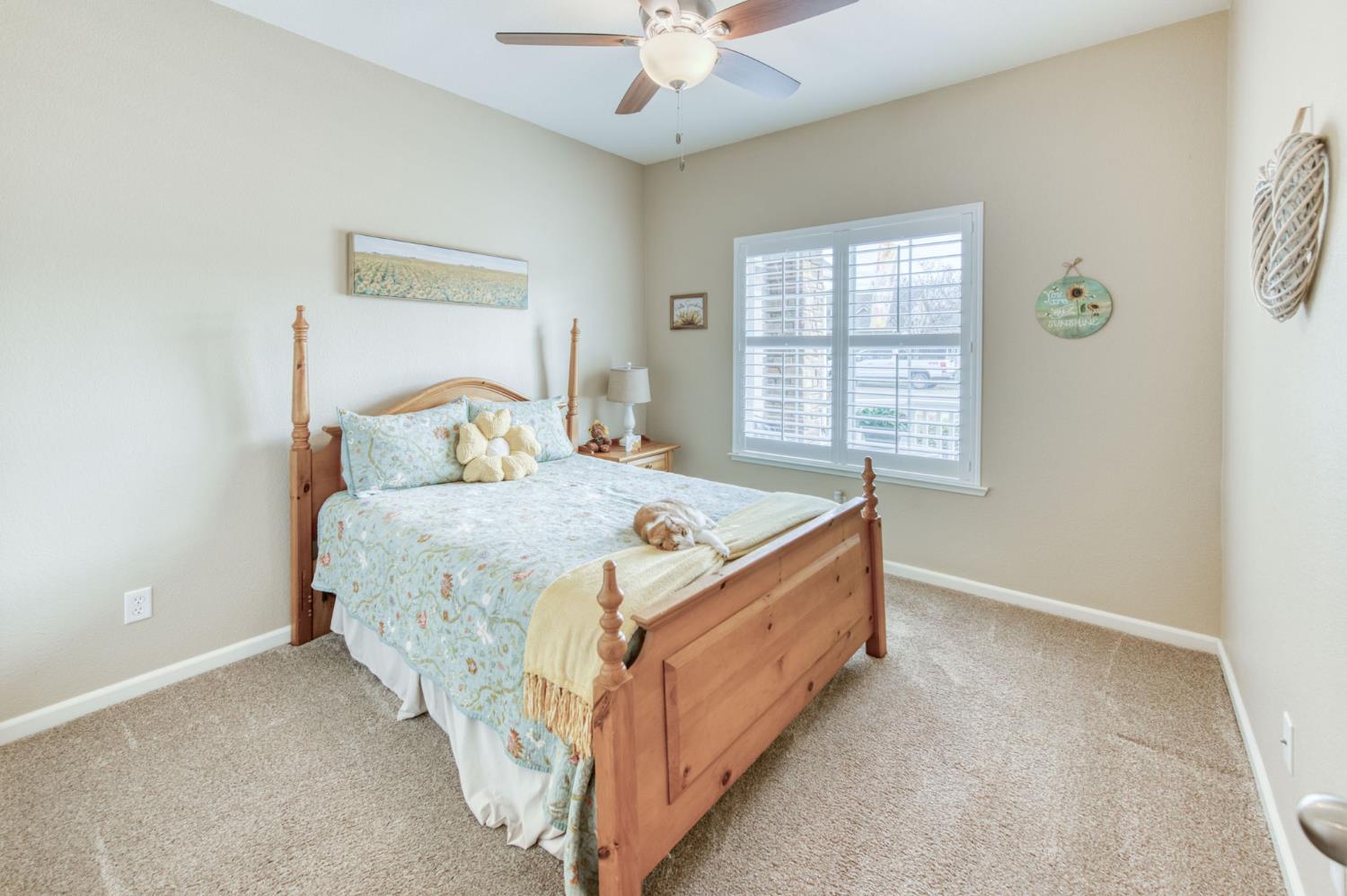 3165 N Arroyo Ave, Fresno, CA 93727