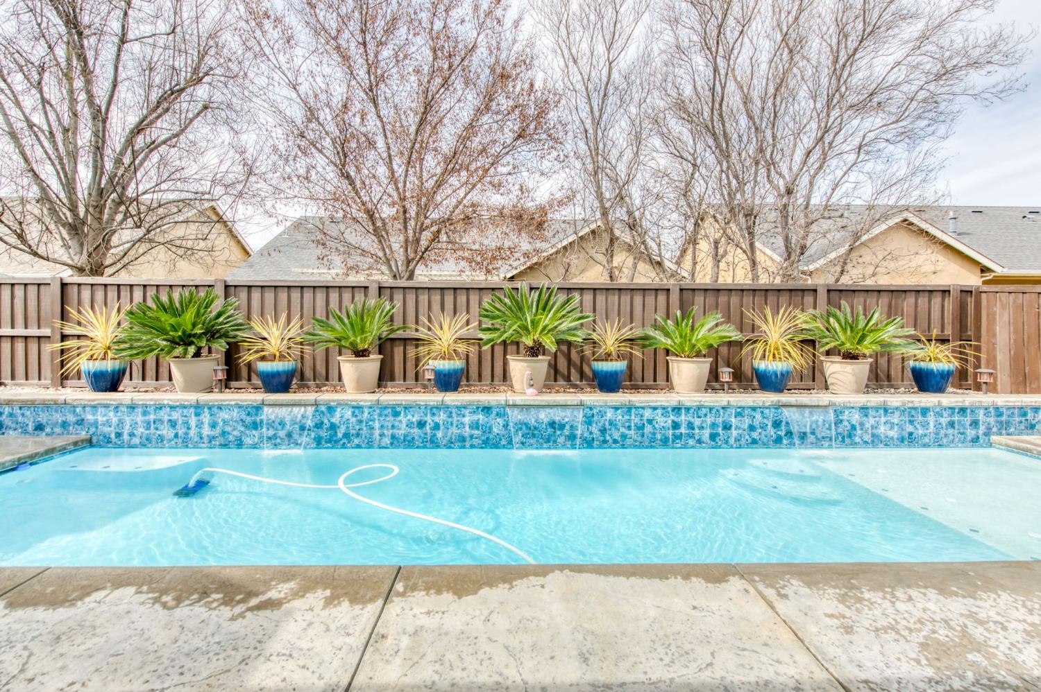 3165 N Arroyo Ave, Fresno, CA 93727