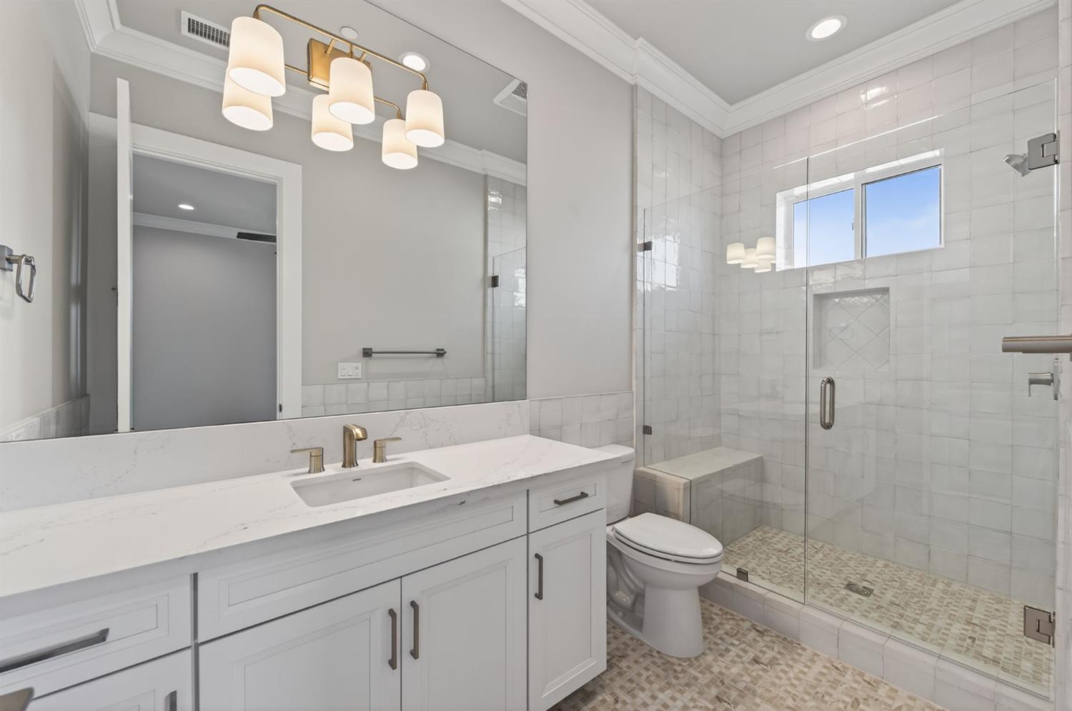 2345 E Putter Way, Fresno, CA 93730