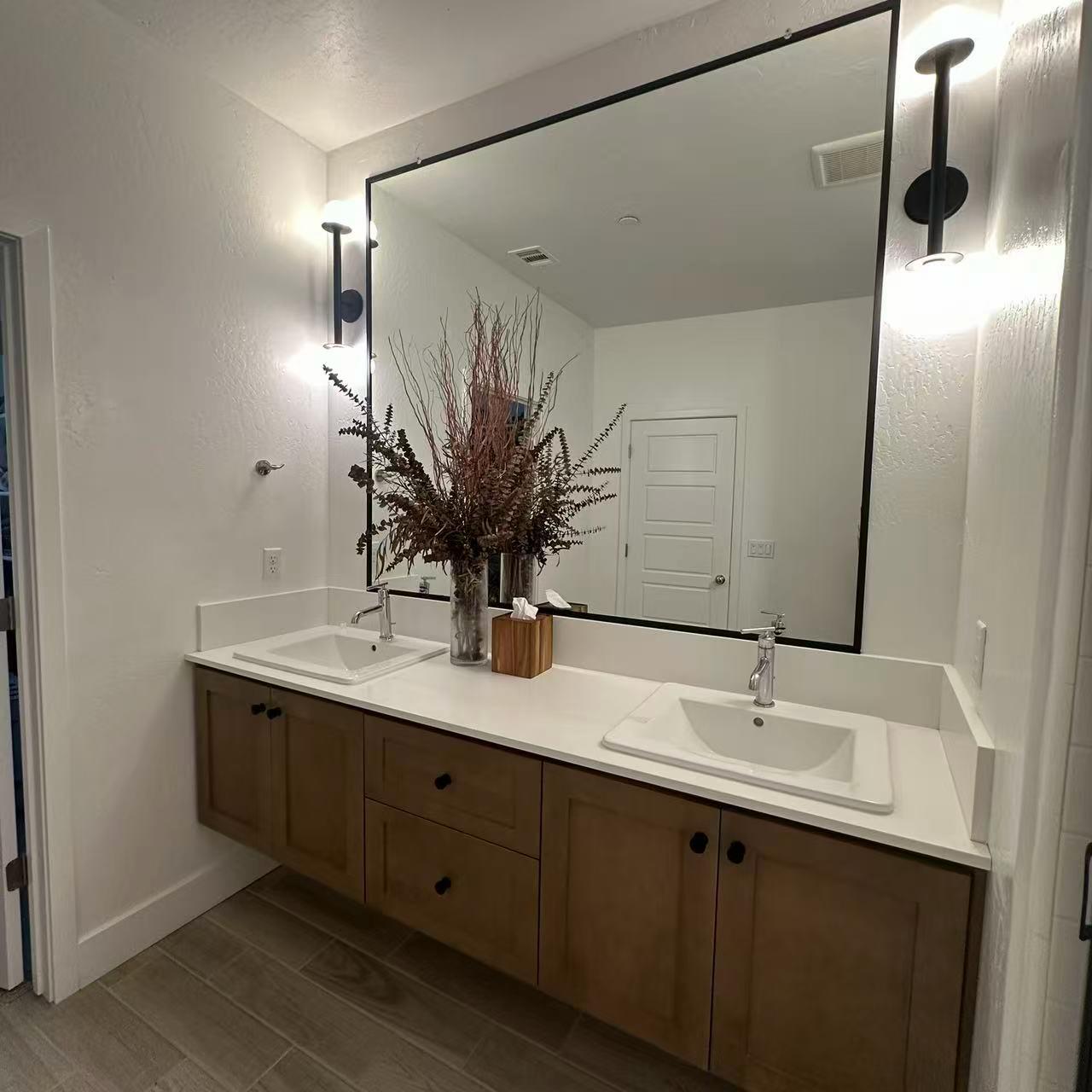 2732 E Teaberry Dr, Fresno, CA 93730