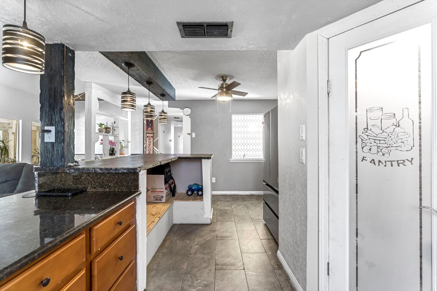 4883 E Geary St, Fresno, CA 93725