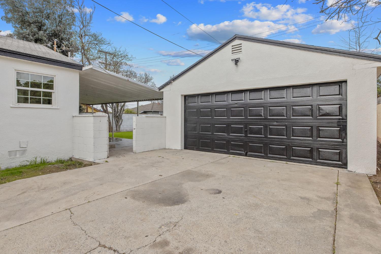 5009 E Clay Ave, Fresno, CA 93727