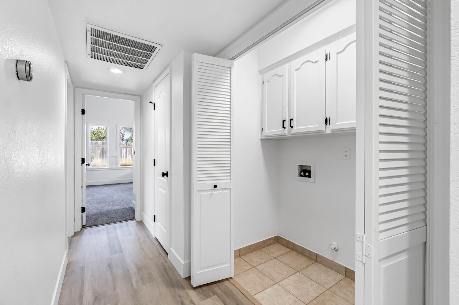 5882 W Fallon Ave, Fresno, CA 93722