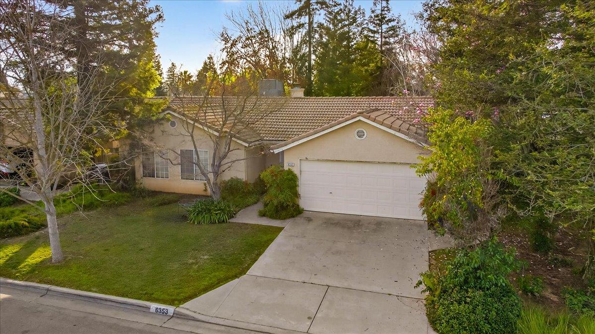 6353 N Brix, Fresno, CA 93722