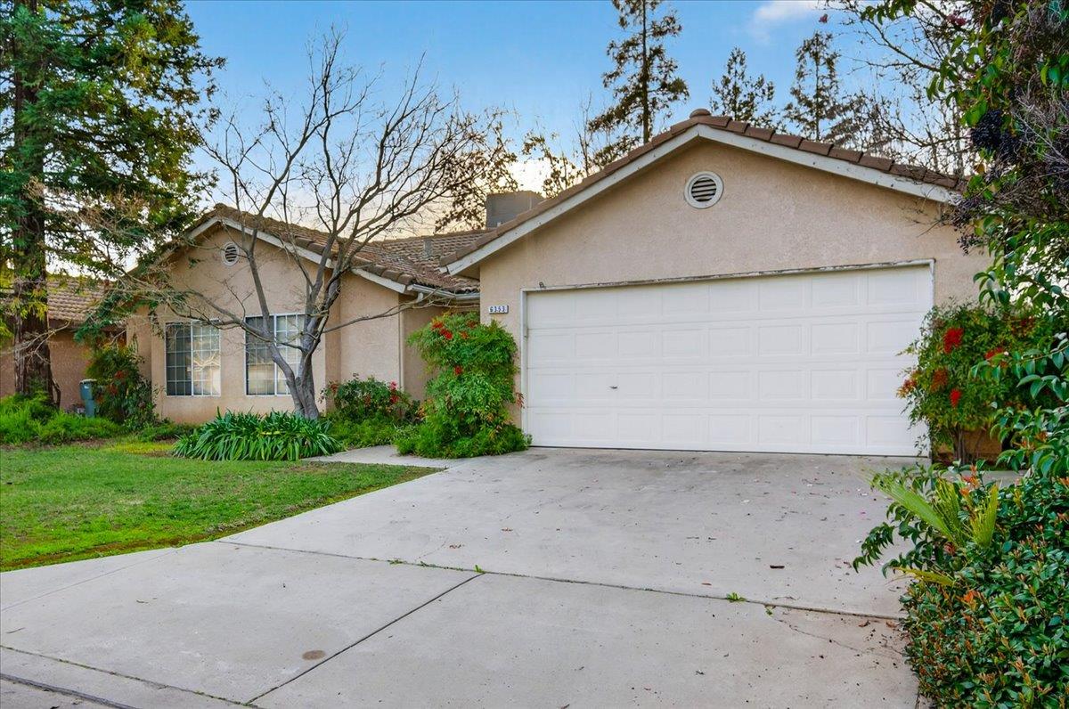 6353 N Brix, Fresno, CA 93722