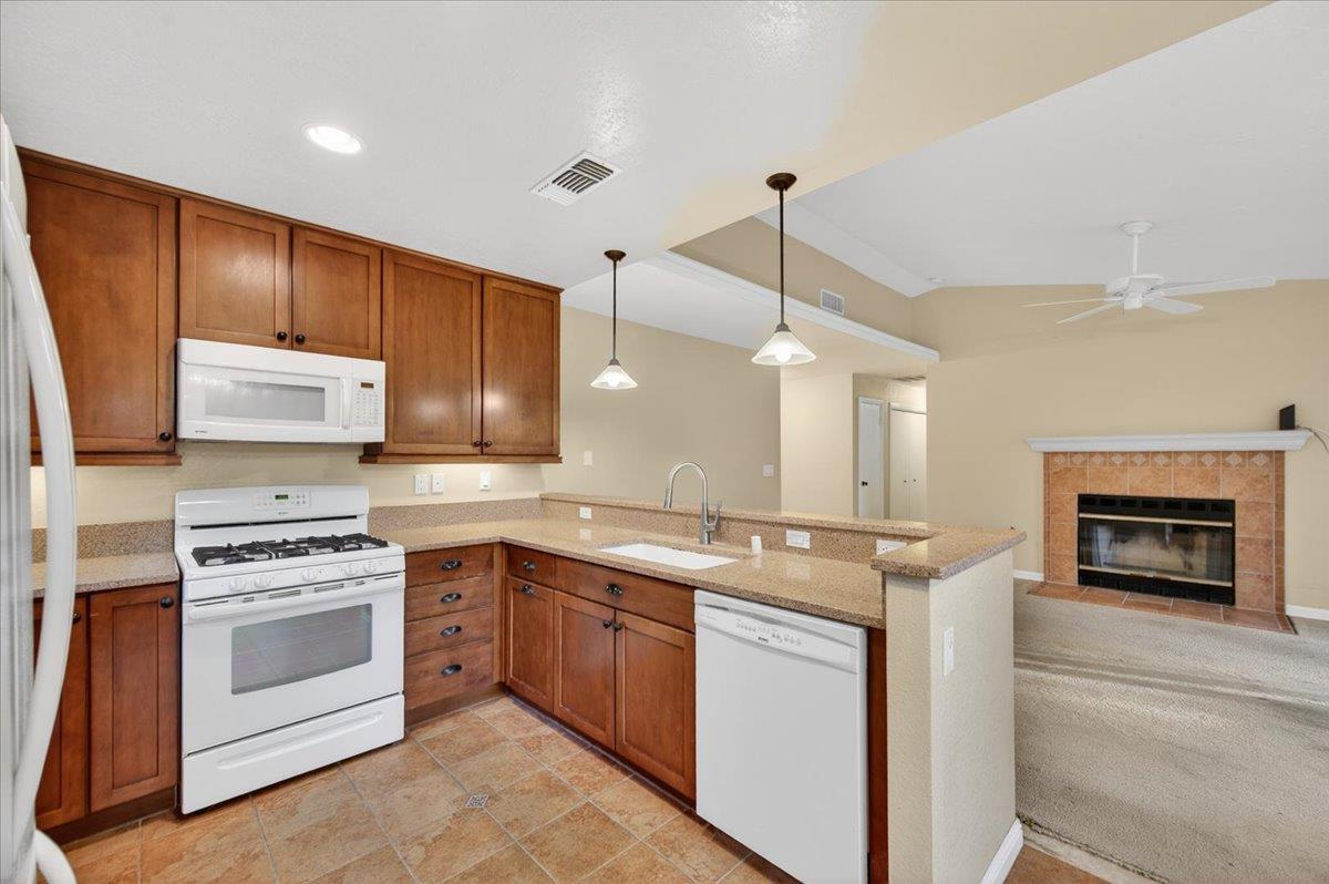 6353 N Brix, Fresno, CA 93722