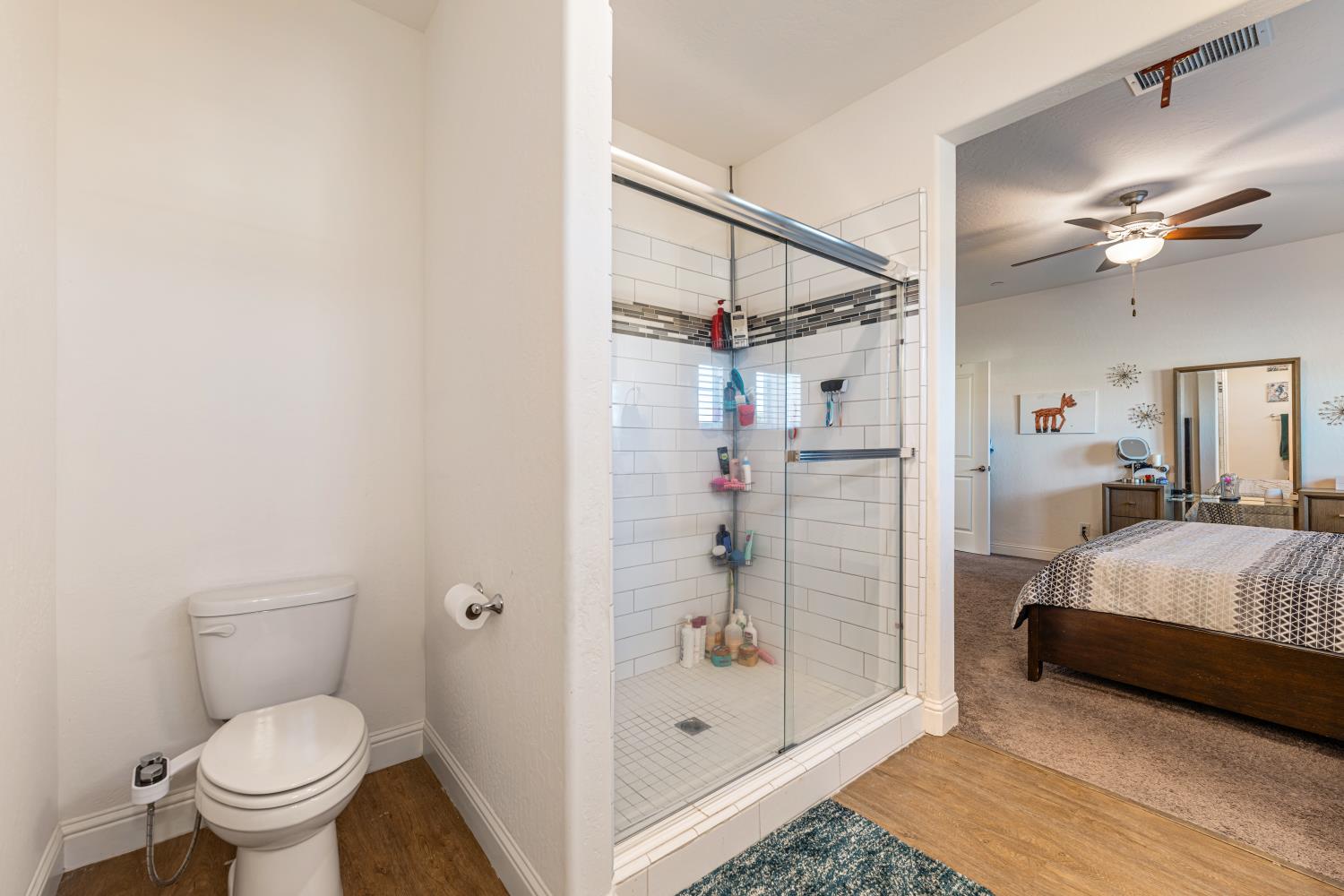 4473 W Langden Dr, Fresno, CA 93722