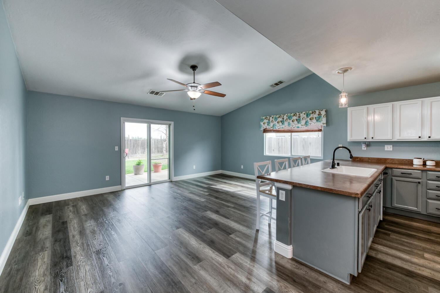 3422 N Gregory Ave, Fresno, CA 93722