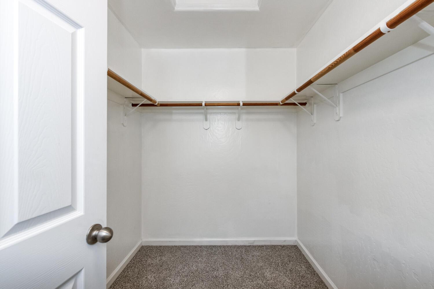 3422 N Gregory Ave, Fresno, CA 93722