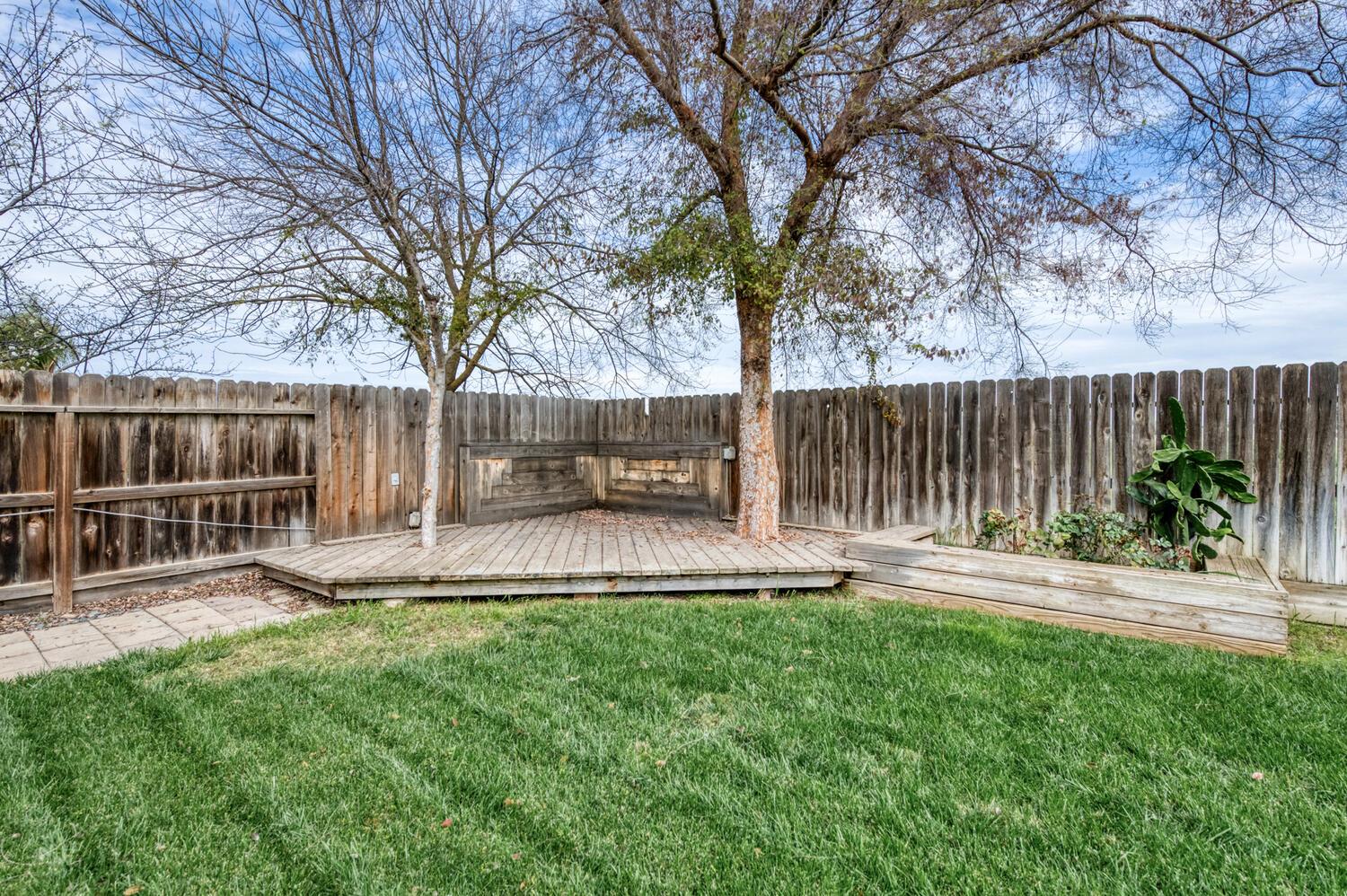 3422 N Gregory Ave, Fresno, CA 93722