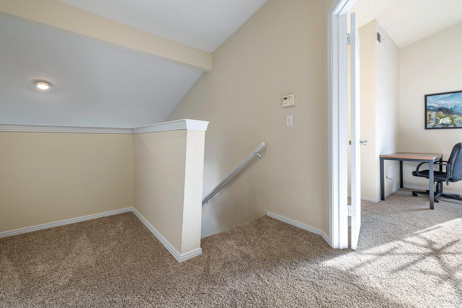 805 E Buckhill Rd, Fresno, CA 93720